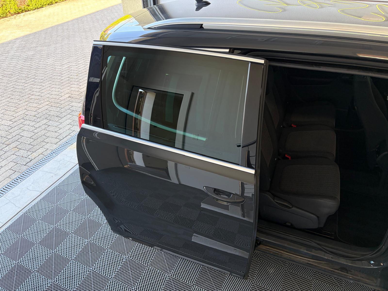 SEAT Alhambra 2.0 TDI 177 DSG Style-image-8