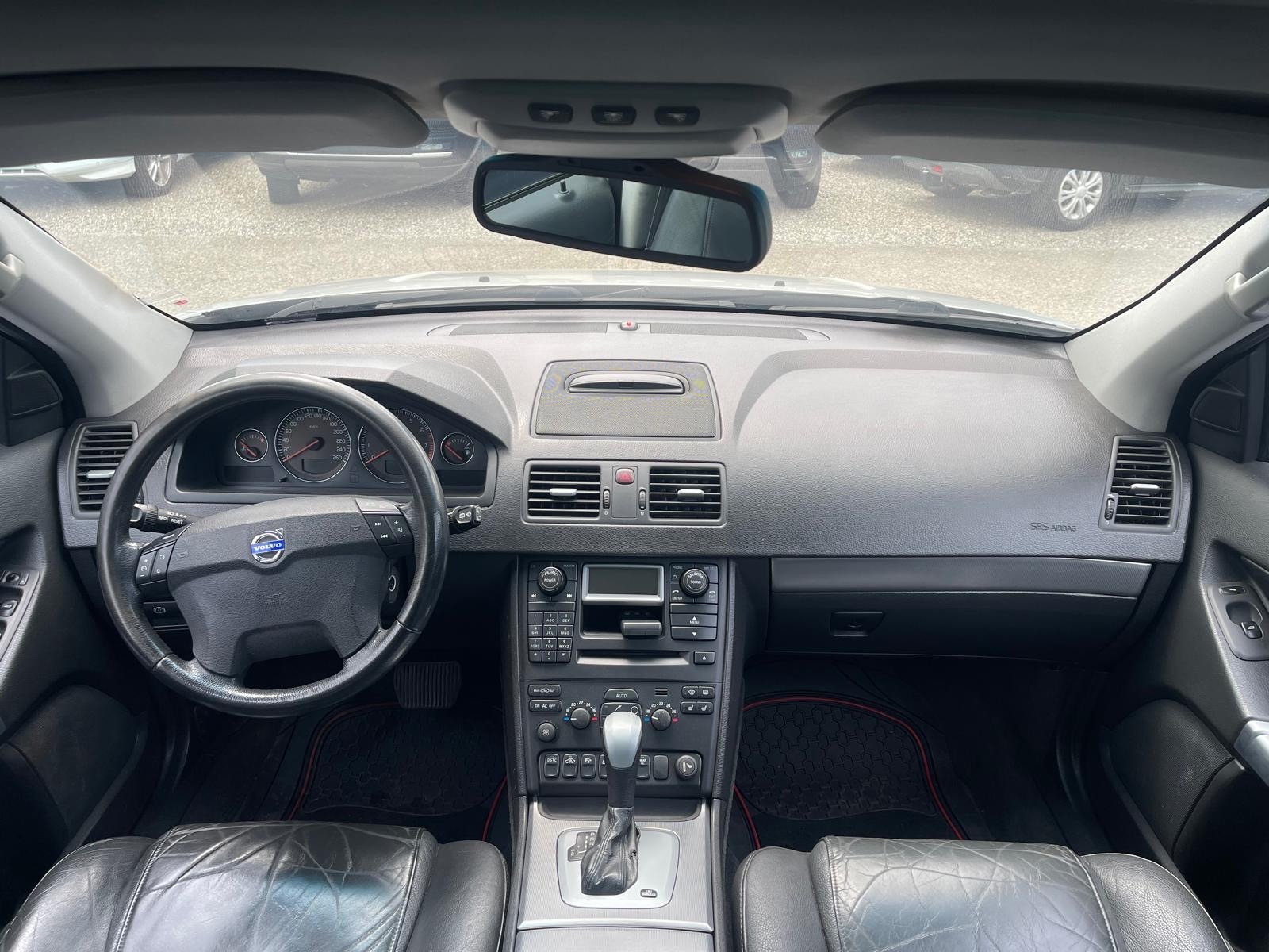VOLVO XC90 2.5T AWD Geartronic-image-7