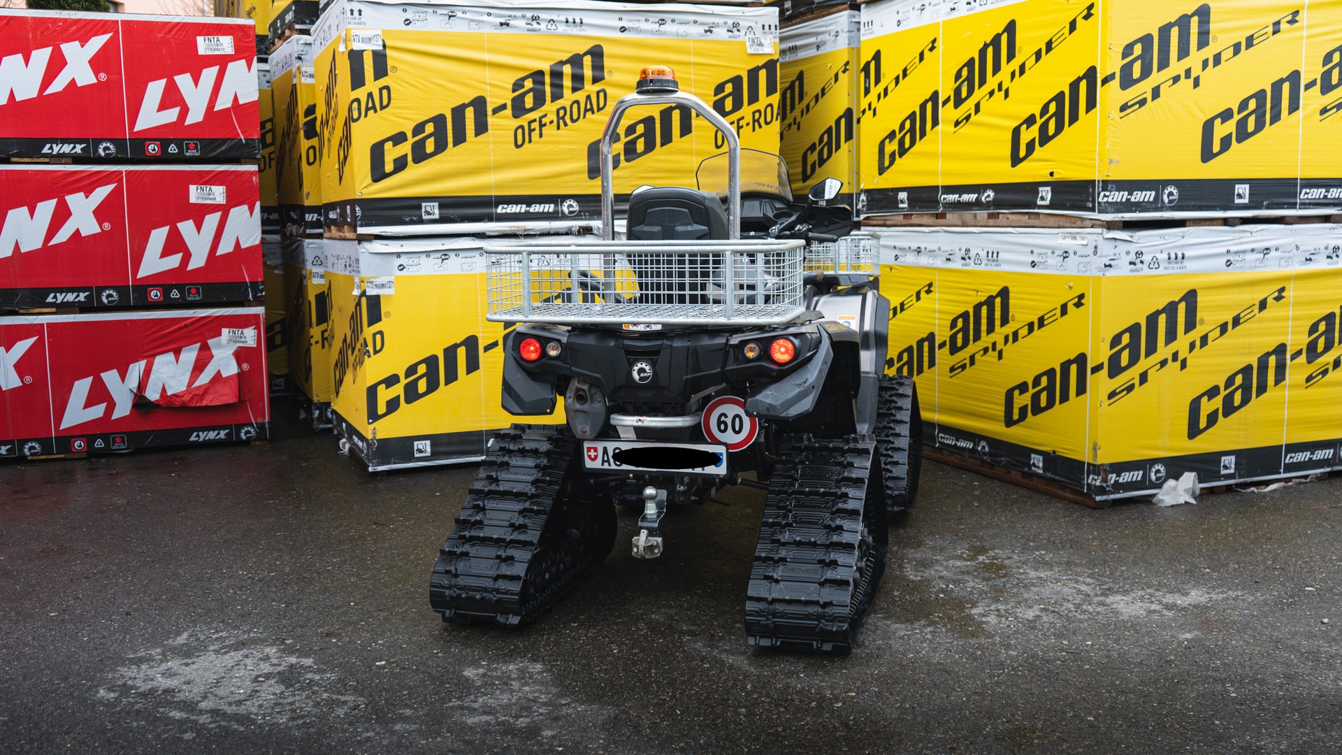 CAN-AM G2 1000 MAX XU-showroom-element-2