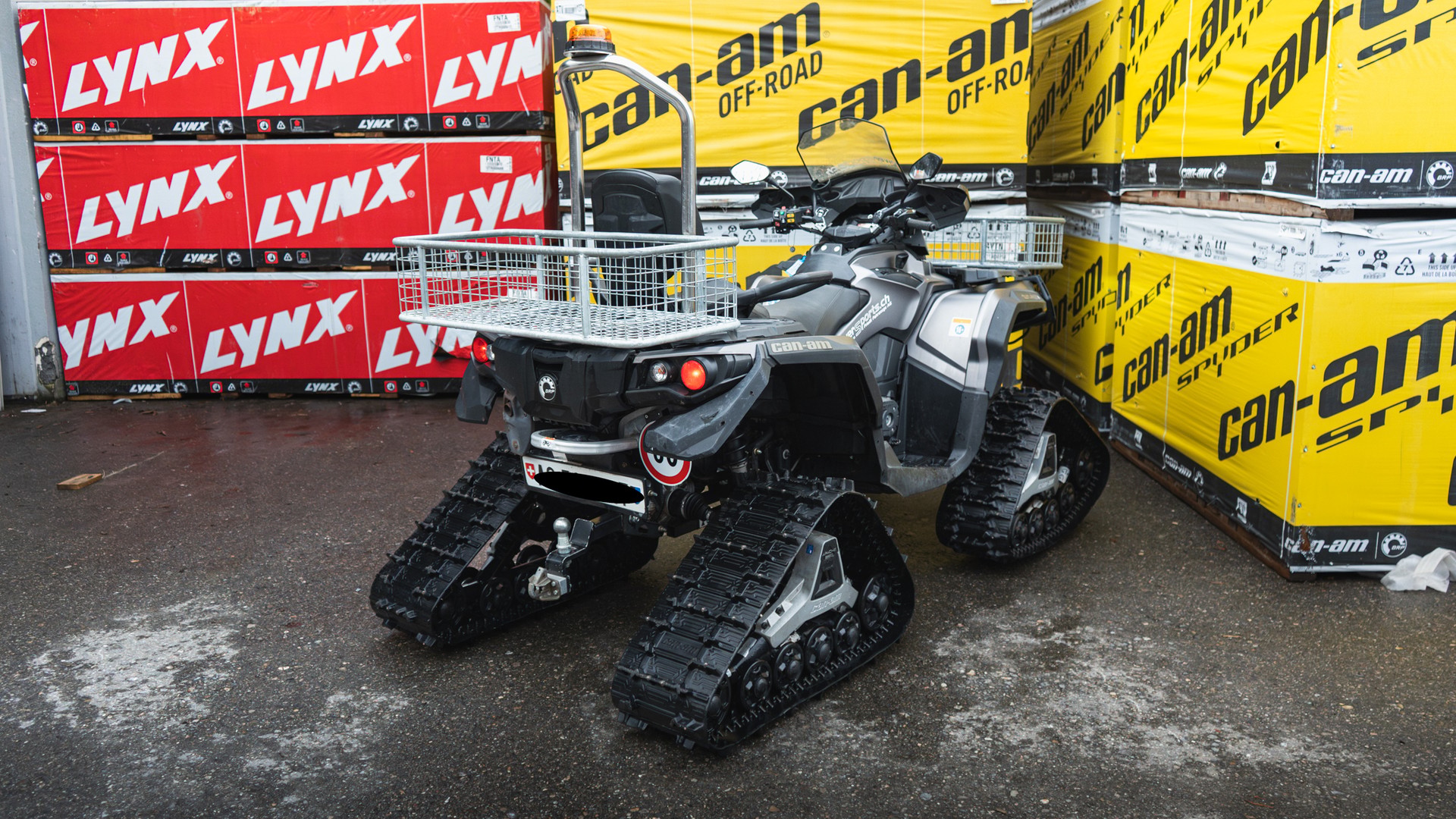 CAN-AM G2 1000 MAX XU-showroom-element-3