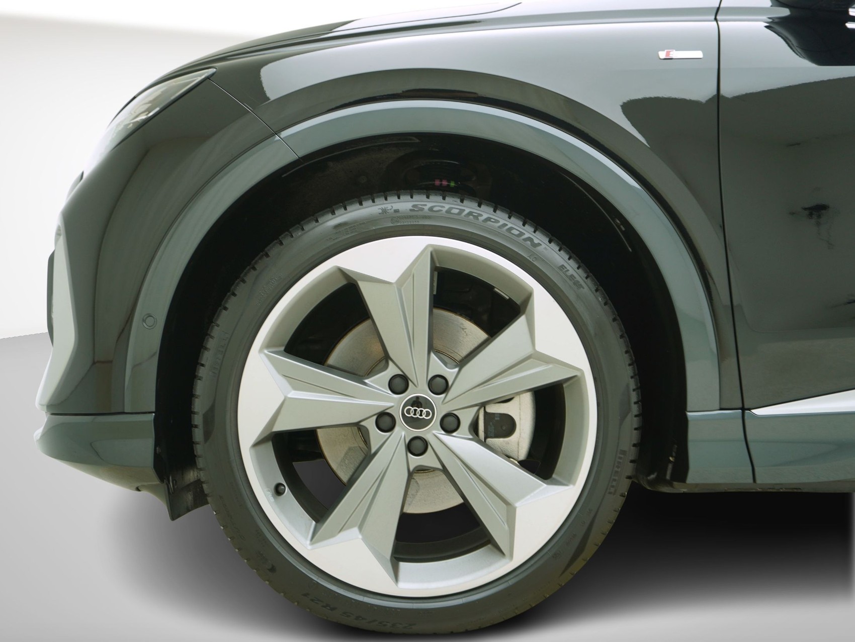 AUDI Q4 e-tron Sportback 55 S line quattro **Audi Werksgarantie bis 08/2030**-image-6