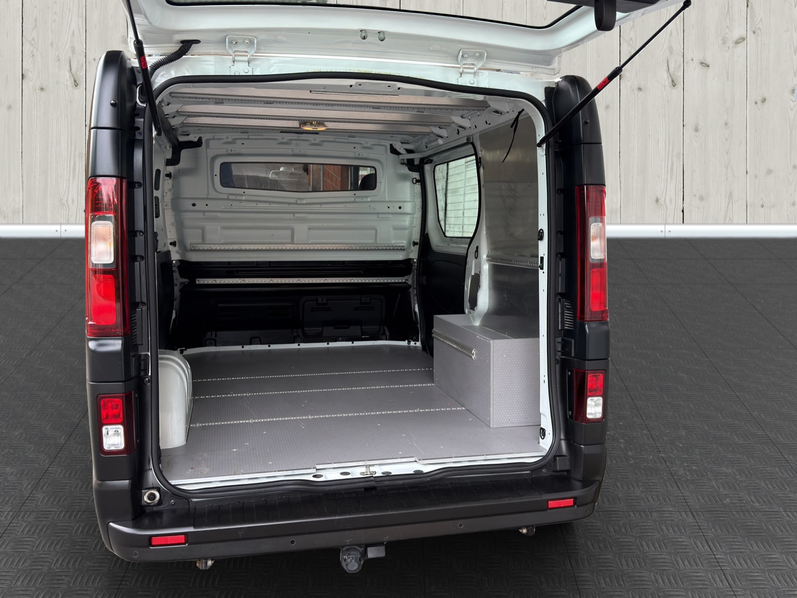 NISSAN NV300 dCi 120 2.9 L2H1 Comfort-image-14