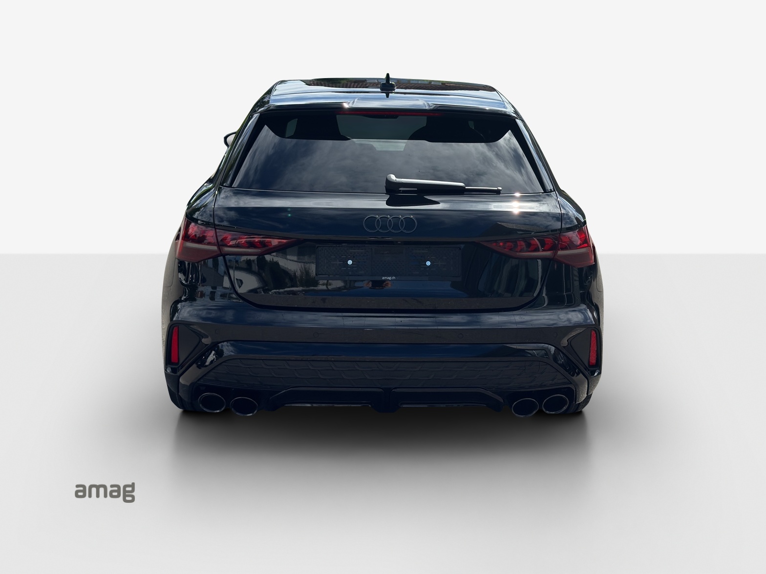 AUDI S3 Sportback TFSI quattro S-tronic-showroom-element-3