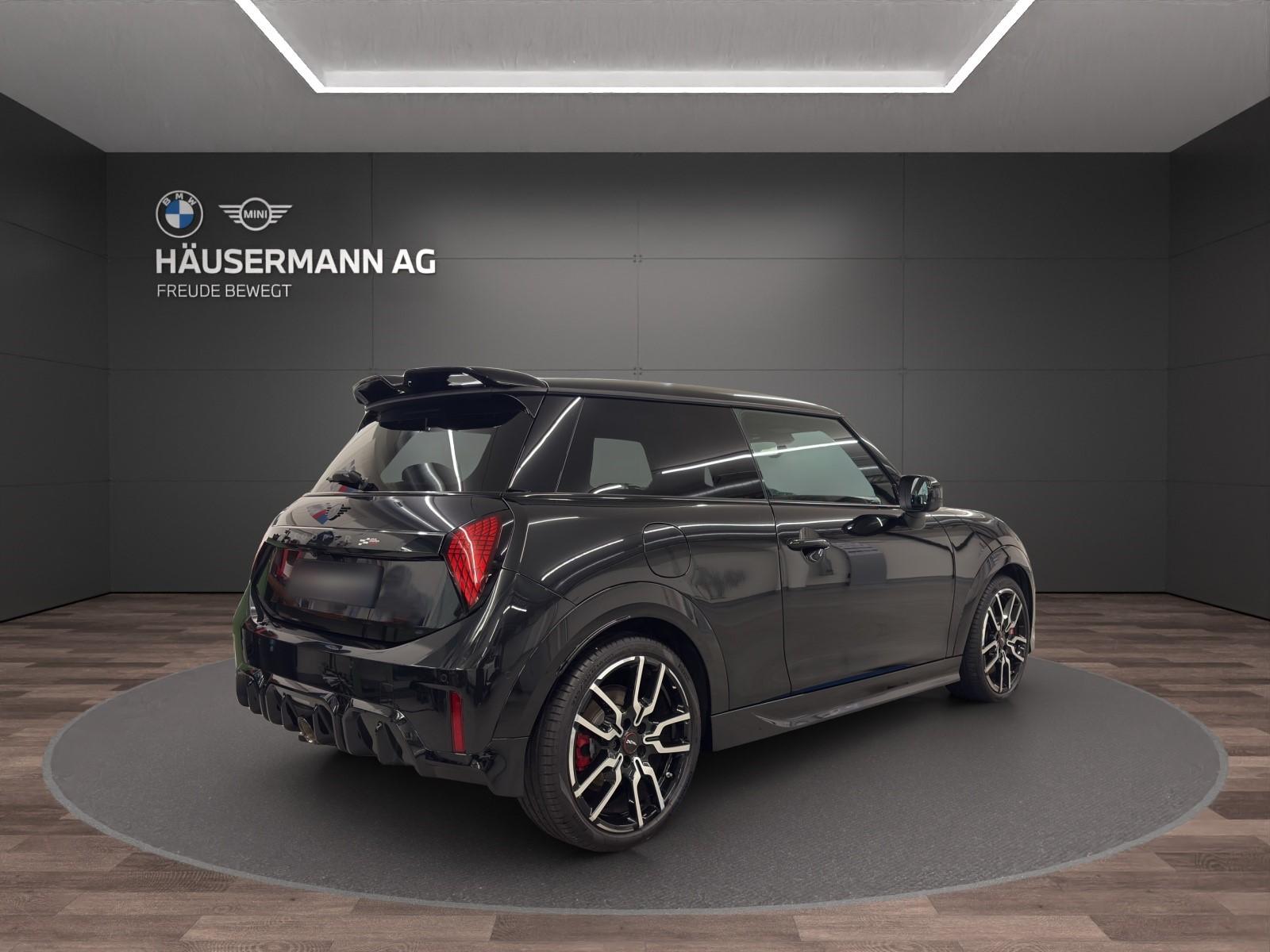 MINI John Cooper Works-image-4