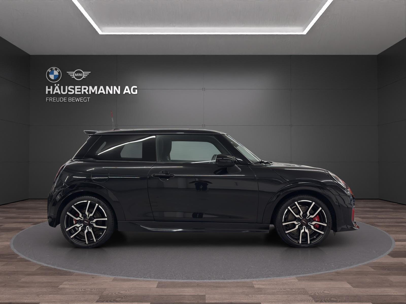 MINI John Cooper Works-image-3