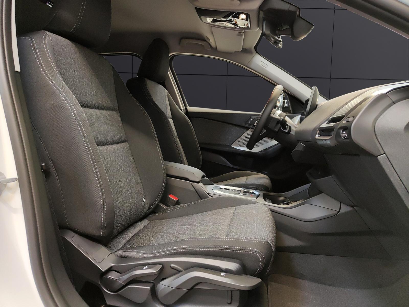 BMW 116-image-18
