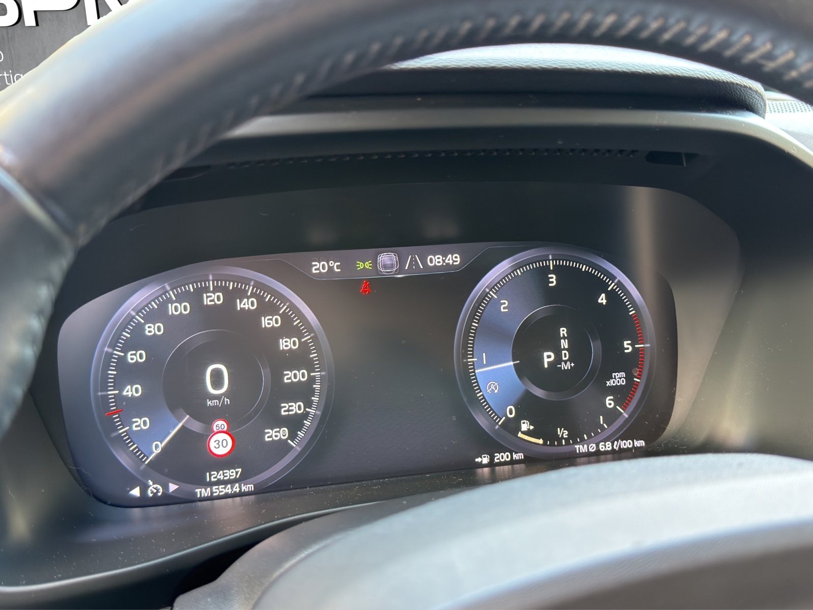 VOLVO XC40 D4 AWD Momentum Geartronic-image-16