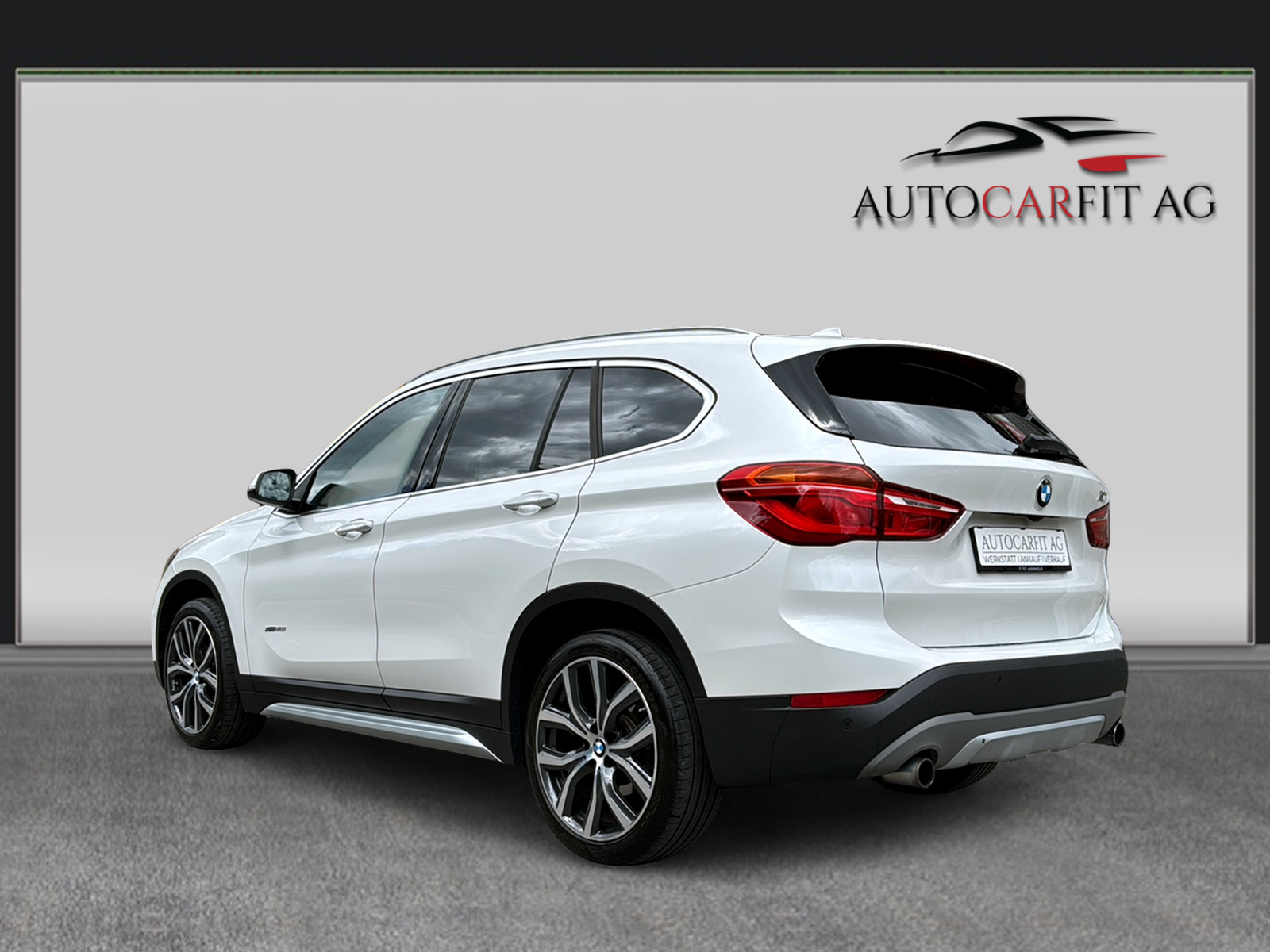 BMW X1 xDrive 20i xLine Steptronic-image-3
