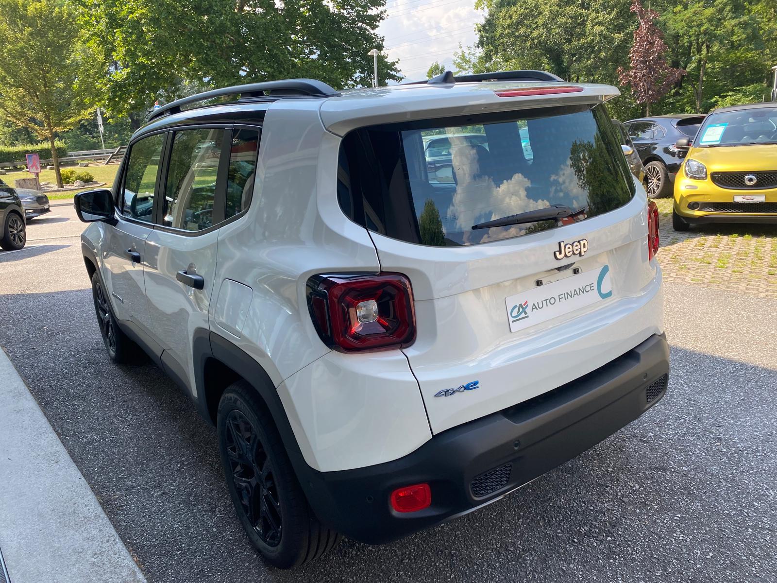 JEEP Renegade 1.3 T PHEV Summit Sky AWD-image-3