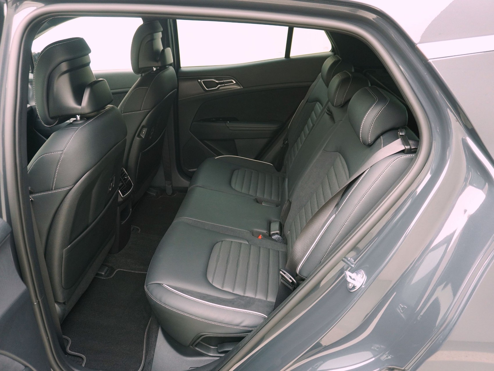 KIA Sportage 1.6 T-GDi PHEV GT-Line 4x4-image-11