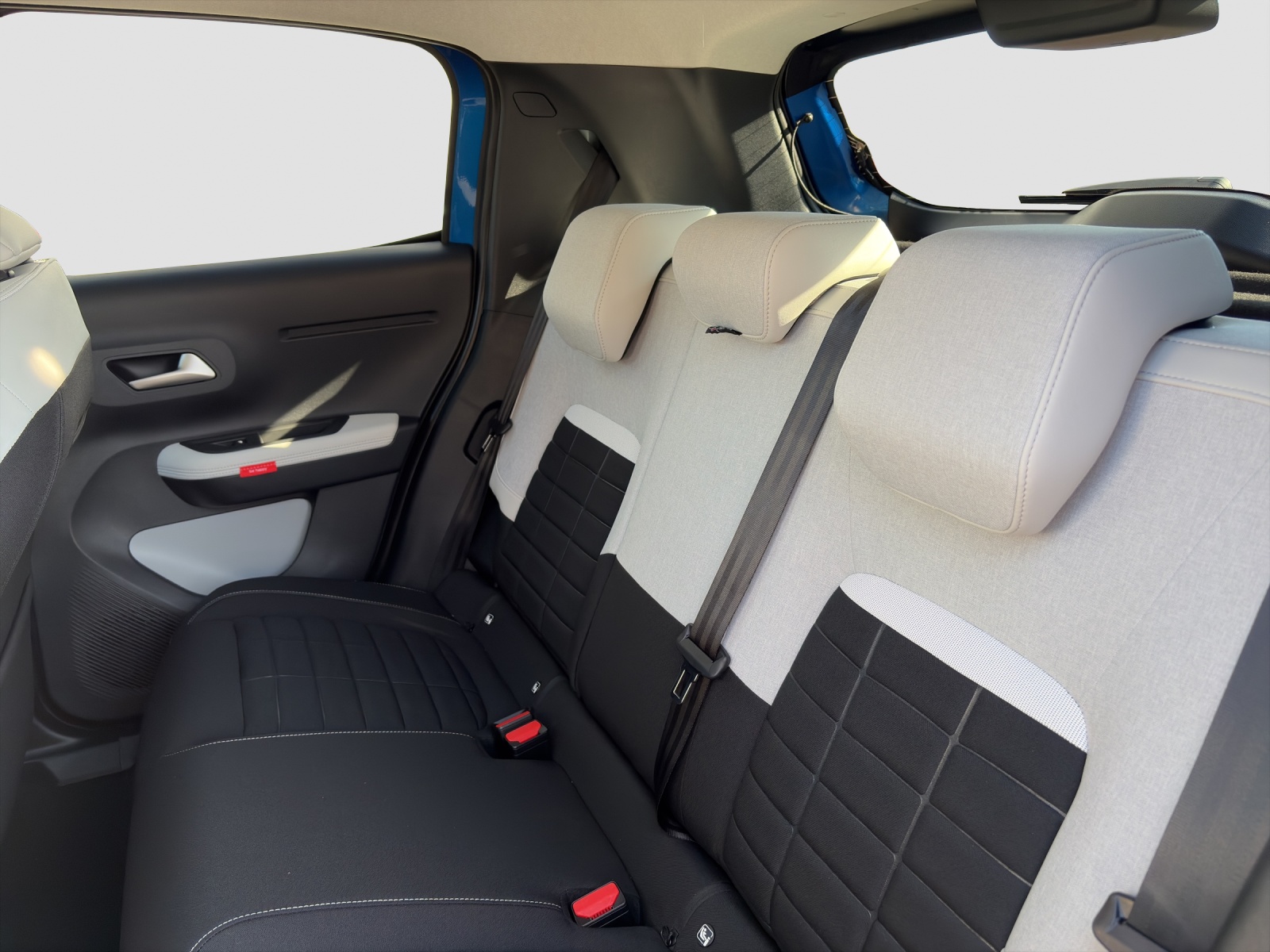 CITROEN C3 1.2 Hybrid Max-image-19