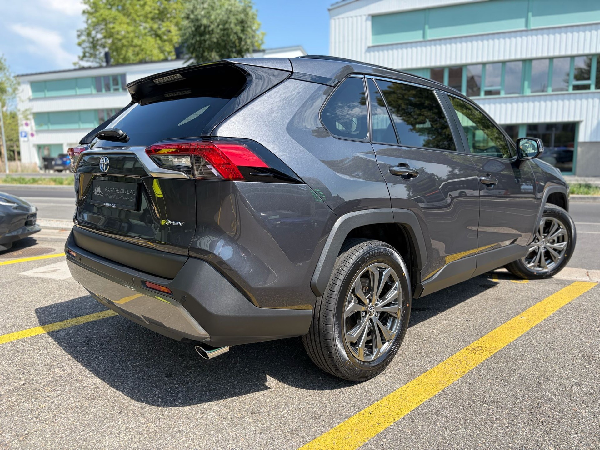 TOYOTA RAV-4 2.5 HSD Trend e-CVT 2WD-image-3