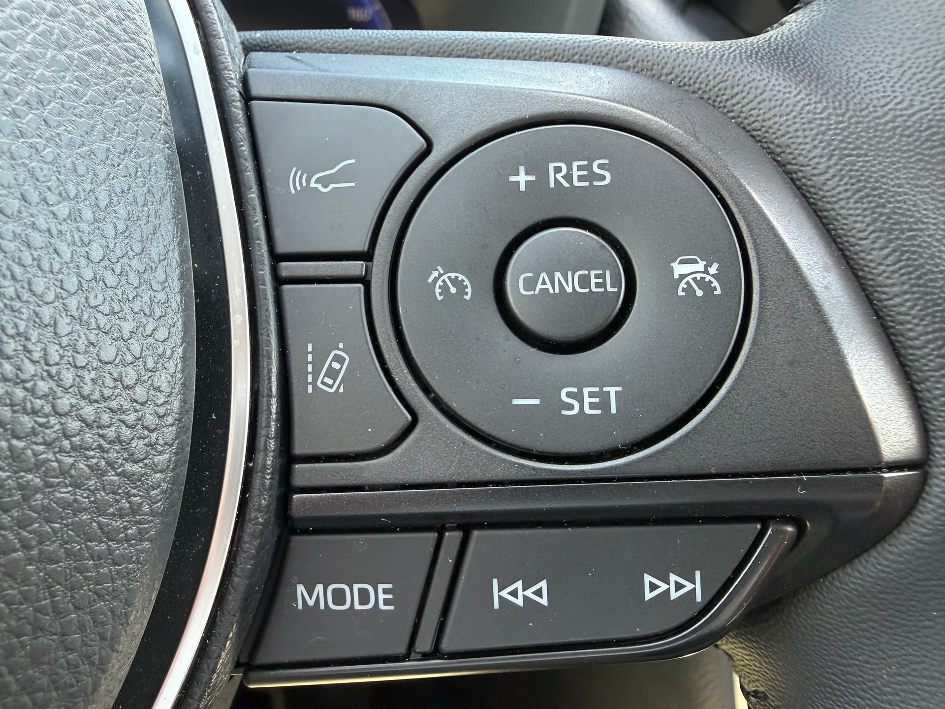 TOYOTA RAV-4 2.5 HSD Trend e-CVT 2WD-image-14