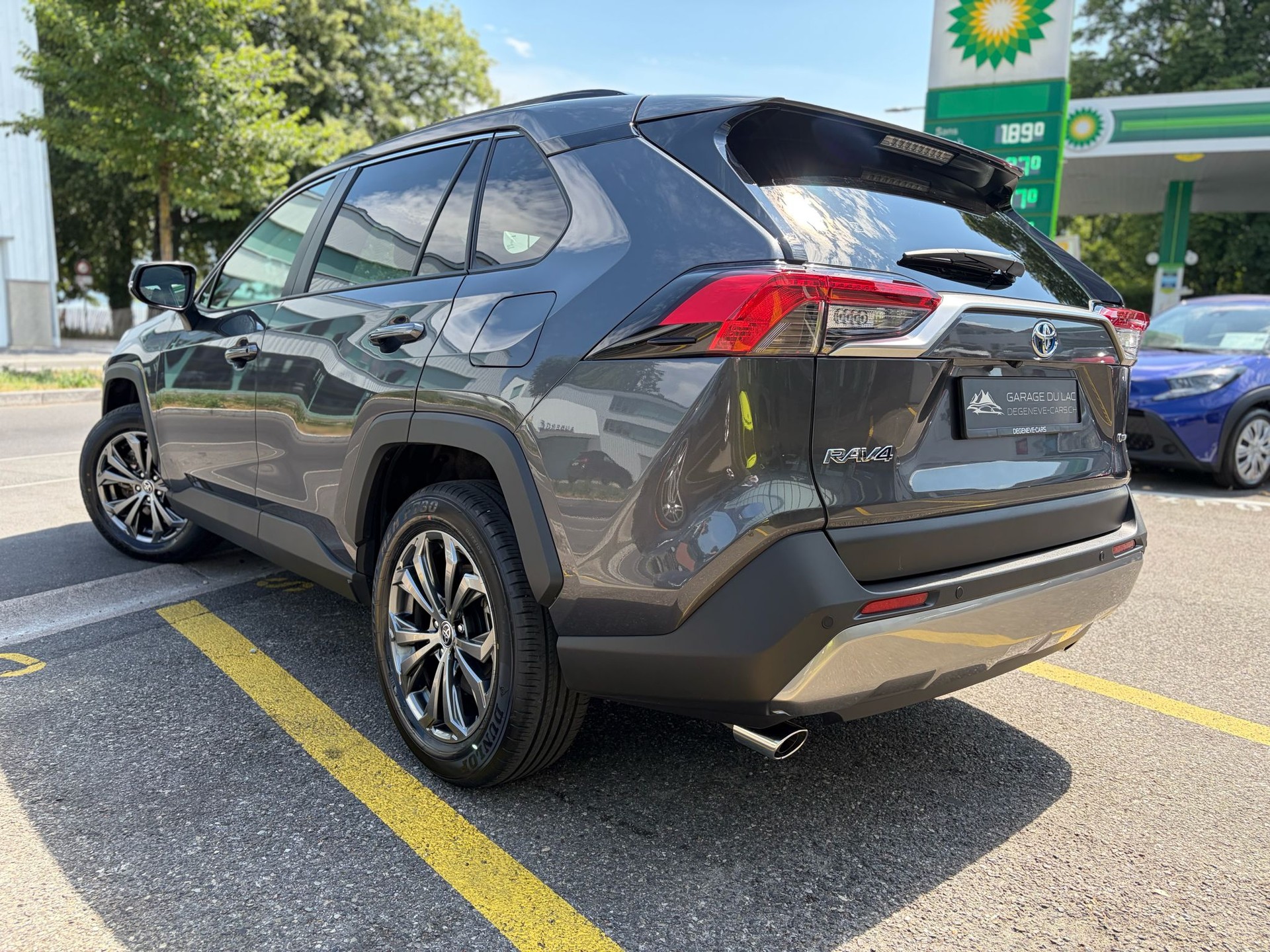 TOYOTA RAV-4 2.5 HSD Trend e-CVT 2WD-image-2