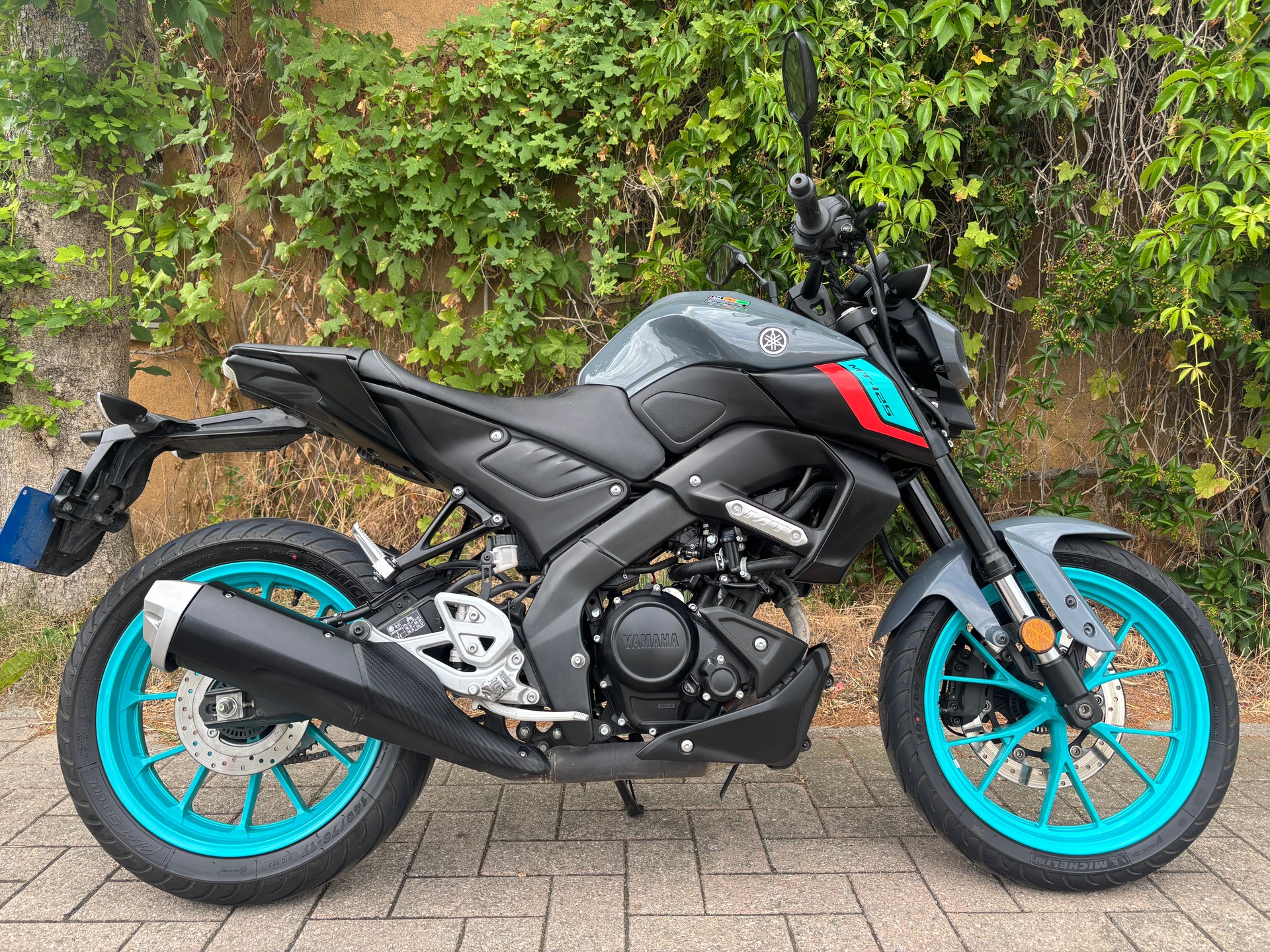 YAMAHA MT-125 ABS-image-1