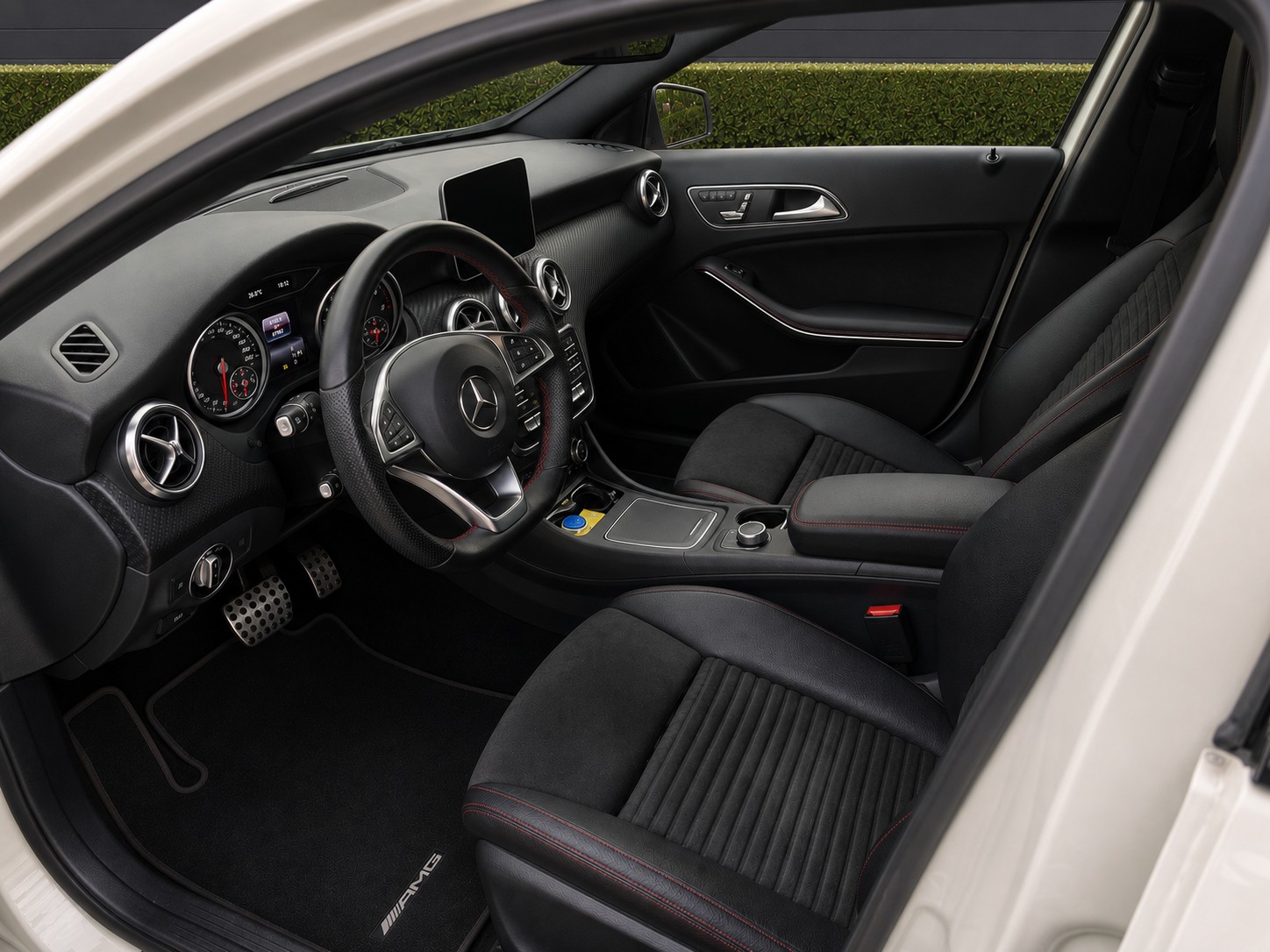 MERCEDES-BENZ A 220 d AMG Line 4m-image-7