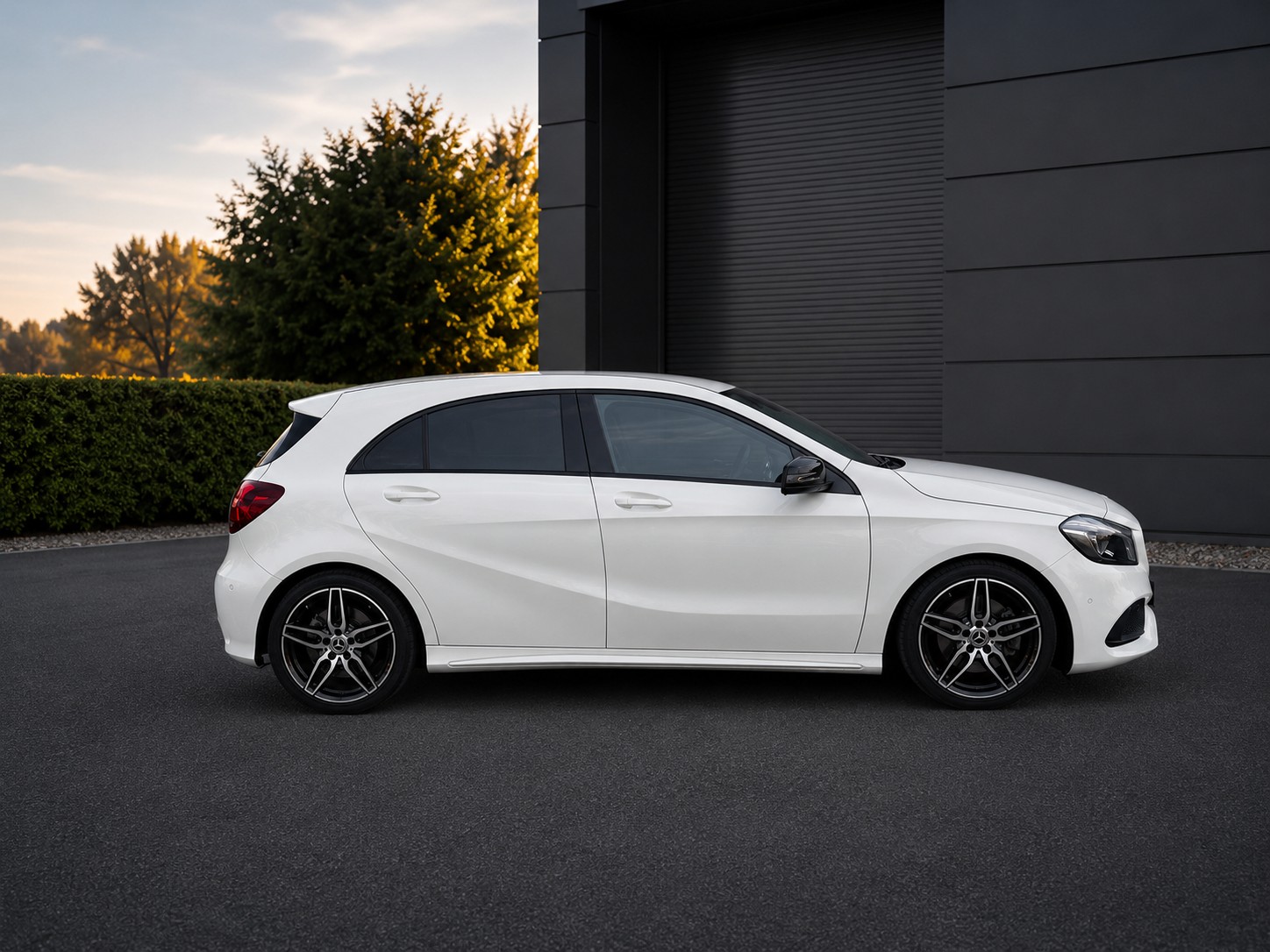 MERCEDES-BENZ A 220 d AMG Line 4m-image-3