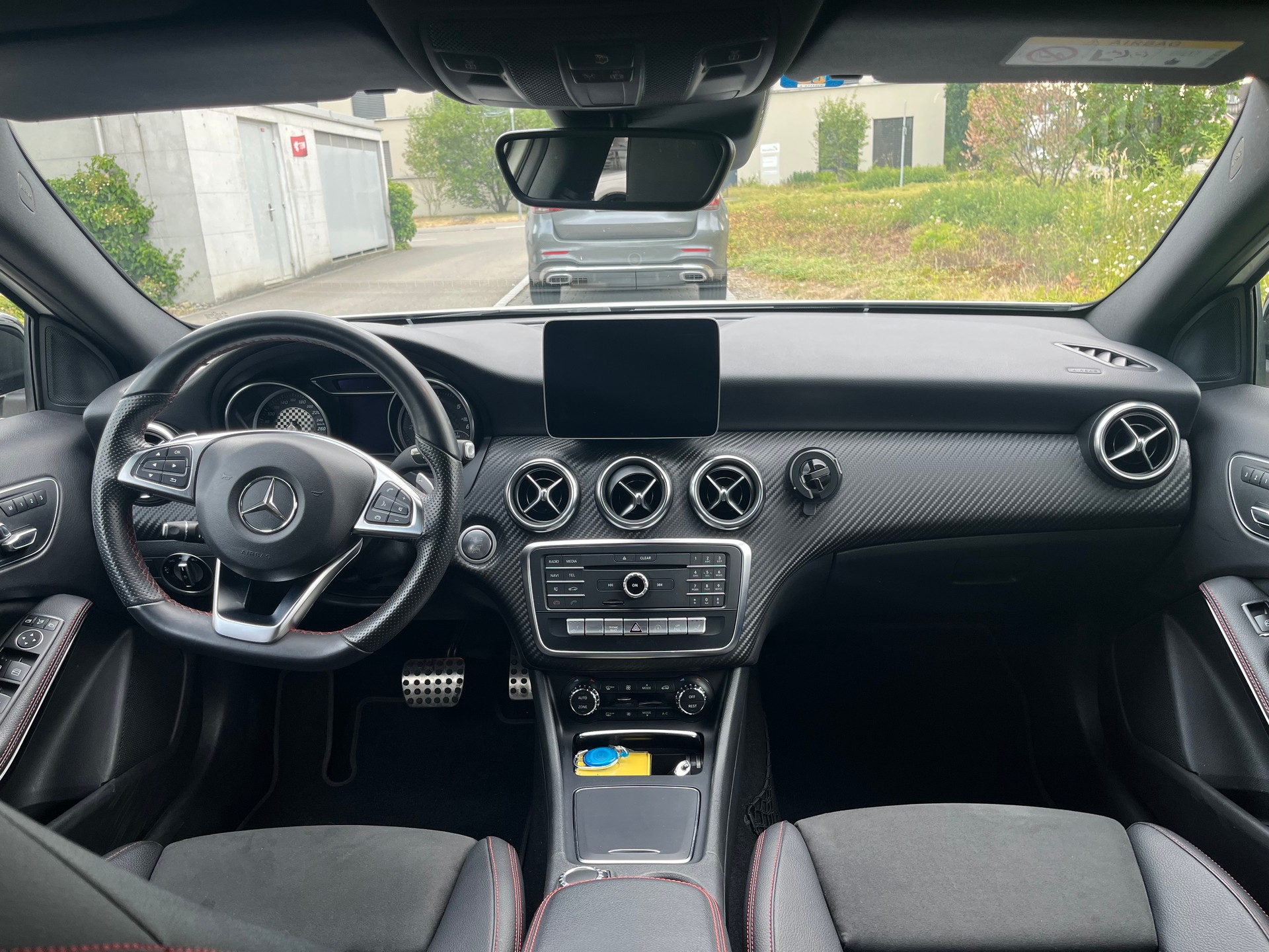 MERCEDES-BENZ A 220 d AMG Line 4m-image-5