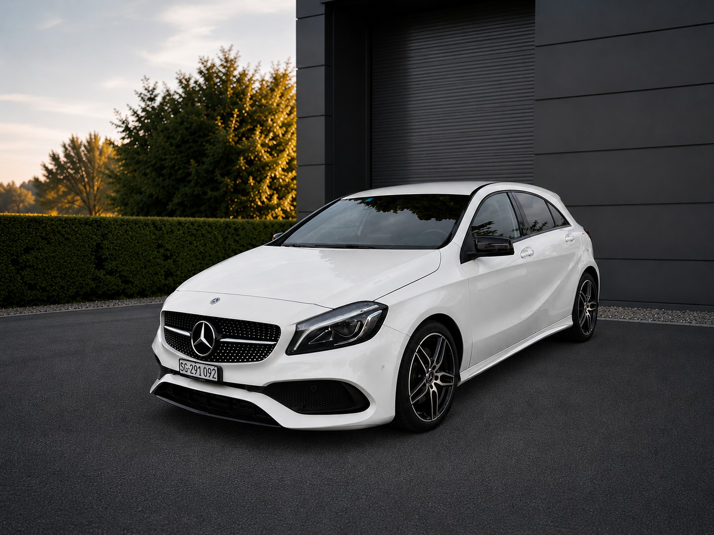 MERCEDES-BENZ A 220 d AMG Line 4m-image-1