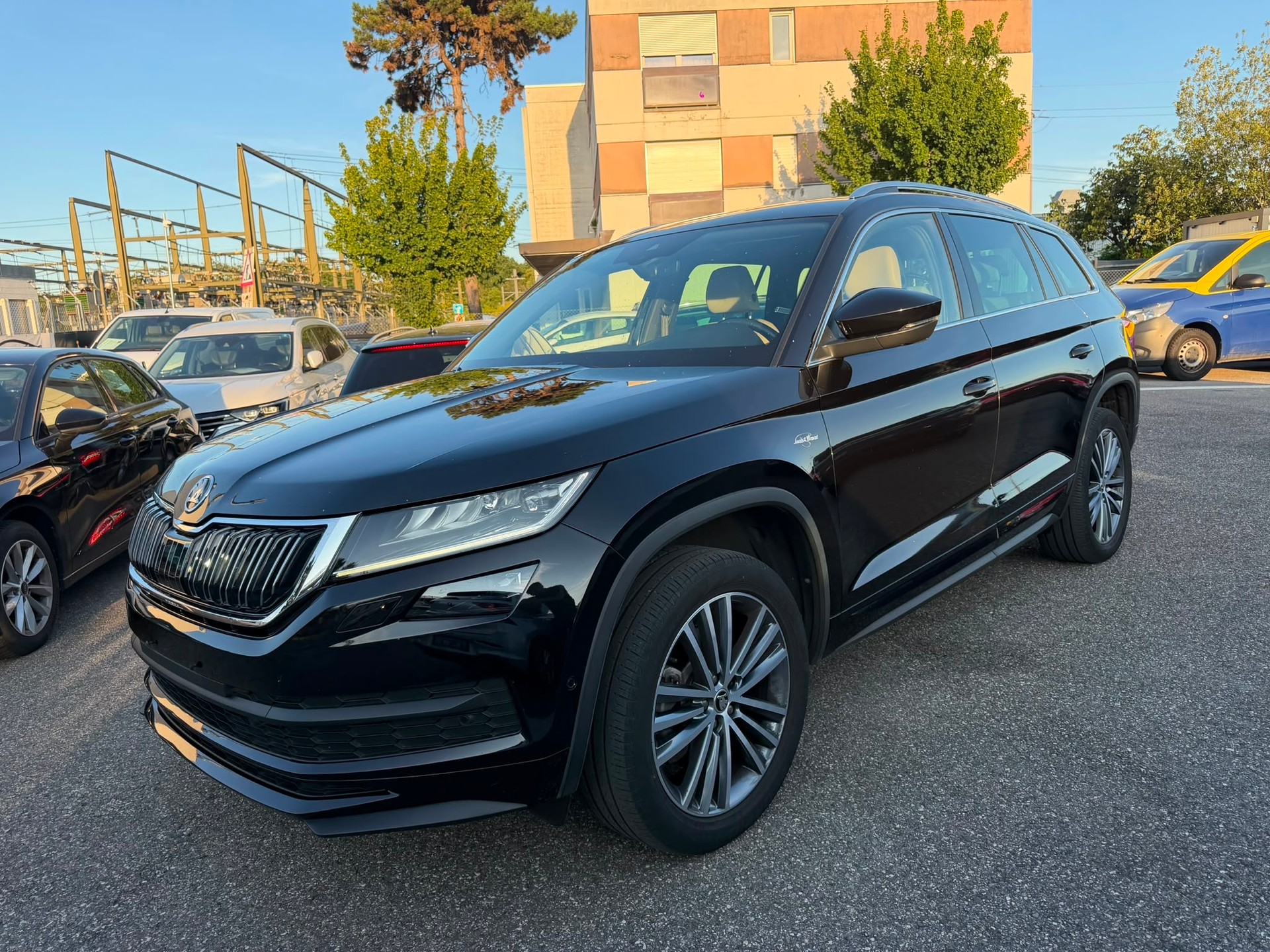 SKODA Kodiaq 2.0 TSI 4x4 L&K garantie 2 ans FULL OPTIONS 🇨🇭-image-1