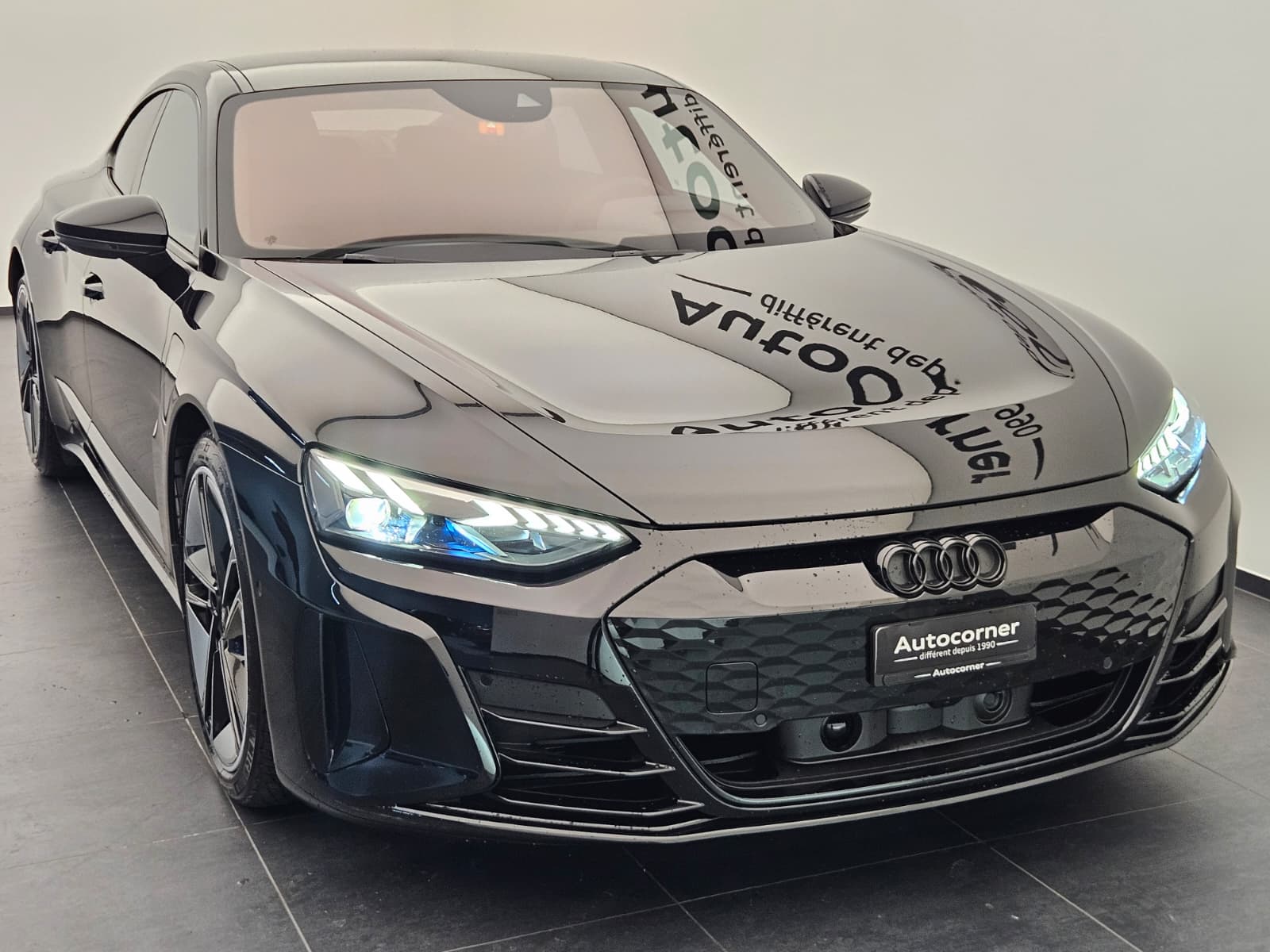 AUDI RS e-tron GT quattro-image-4