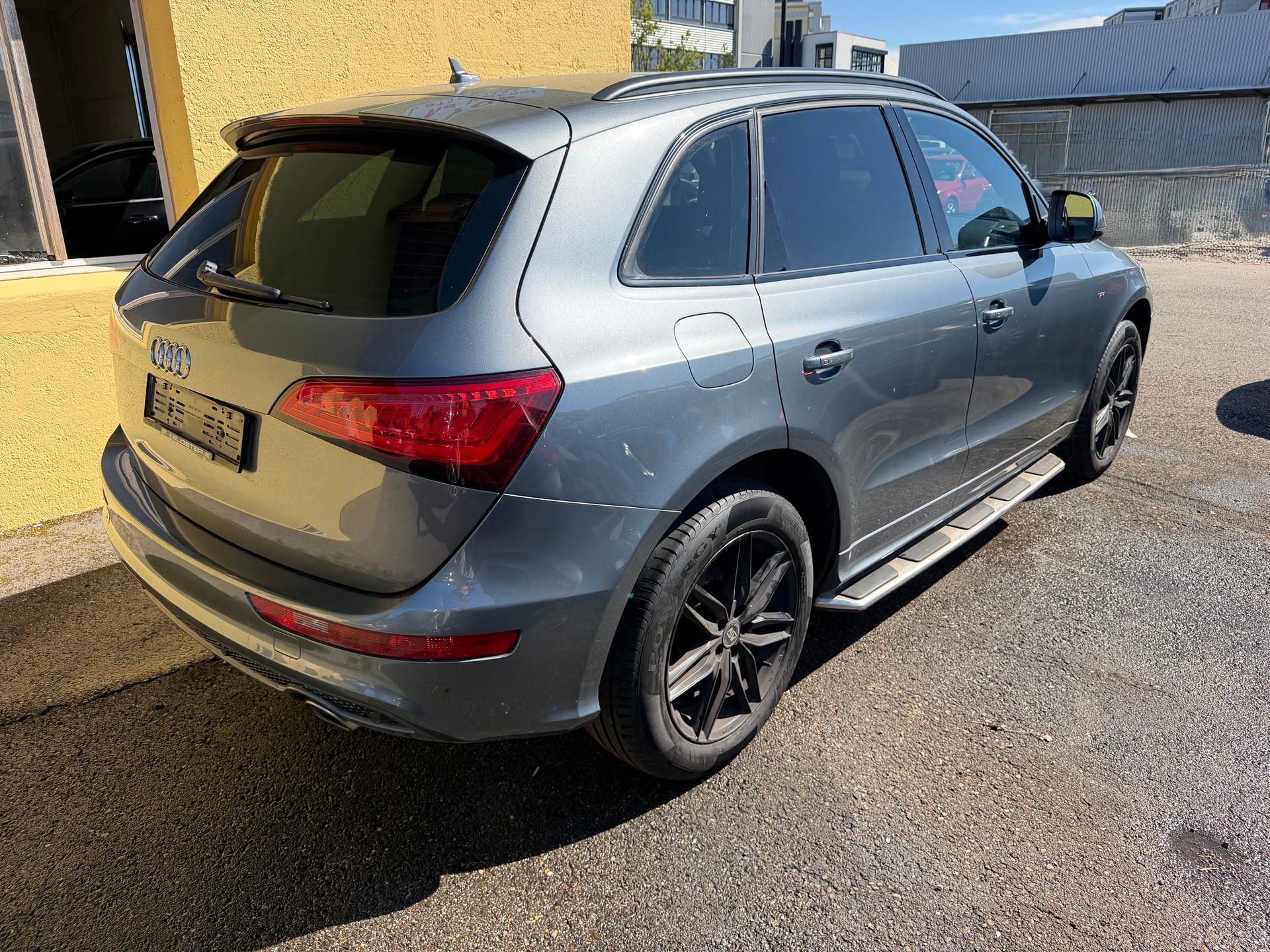 AUDI Q5 3.0 TDI quattro S-tronic-image-3