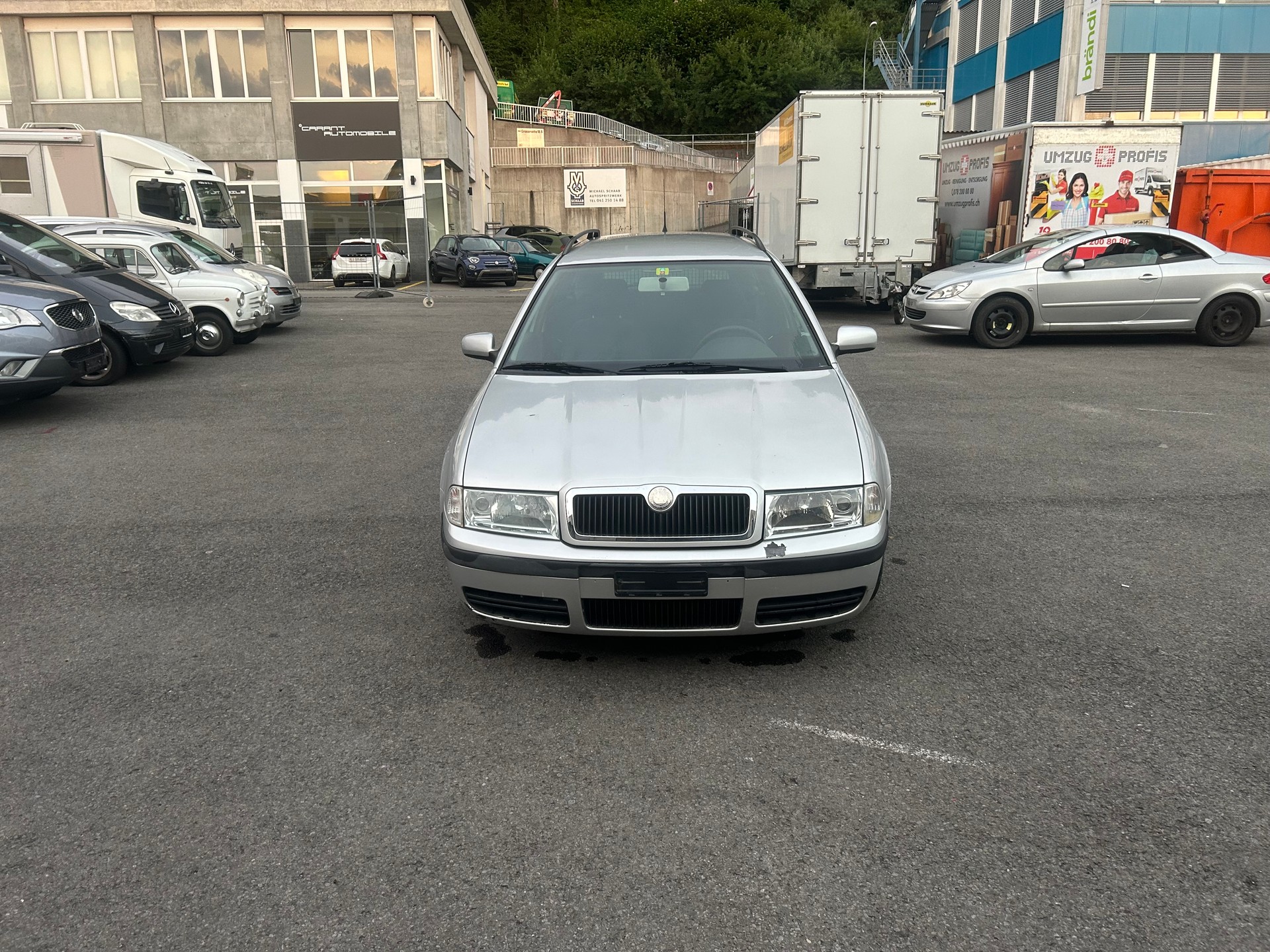 SKODA Octavia 1.9 TDI Tour-image-0