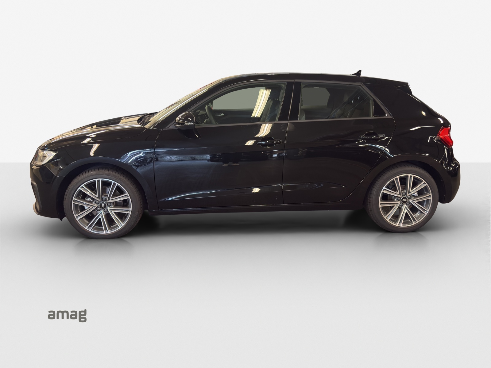 AUDI A1 Sportback 30 TFSI Attraction S-tronic-image-1