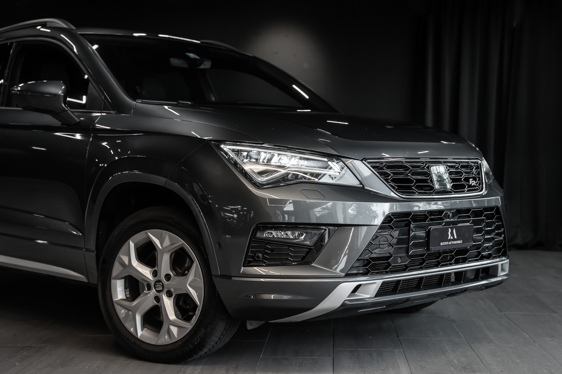 SEAT Ateca 2.0 TDI CR FR 4Drive DSG / CH Fahrzeug / Vollausstattung / 1. Hand / 8 Räder / Top Gepflegt-image-2