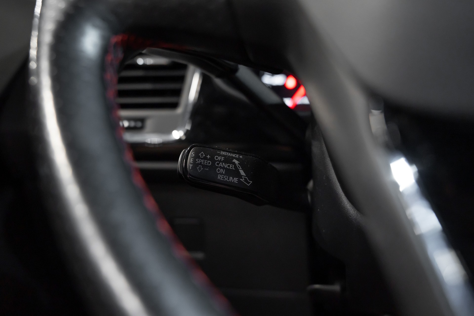 SEAT Ateca 2.0 TDI CR FR 4Drive DSG / CH Fahrzeug / Vollausstattung / 1. Hand / 8 Räder / Top Gepflegt-image-12