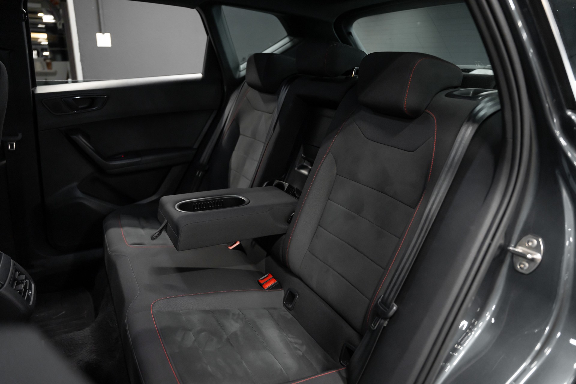 SEAT Ateca 2.0 TDI CR FR 4Drive DSG / CH Fahrzeug / Vollausstattung / 1. Hand / 8 Räder / Top Gepflegt-image-14