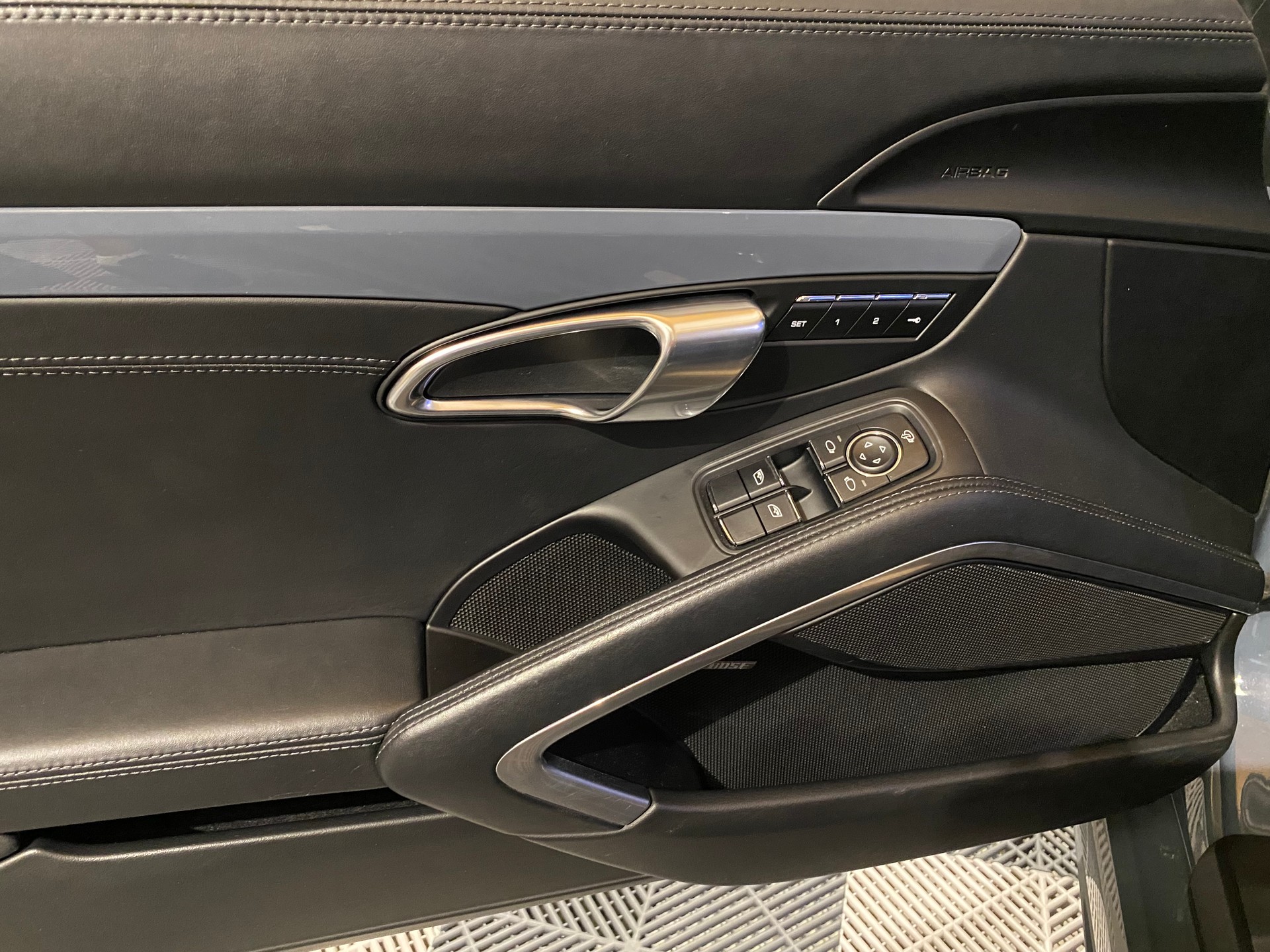 PORSCHE 718 Boxster S 2.5 PDK-image-11