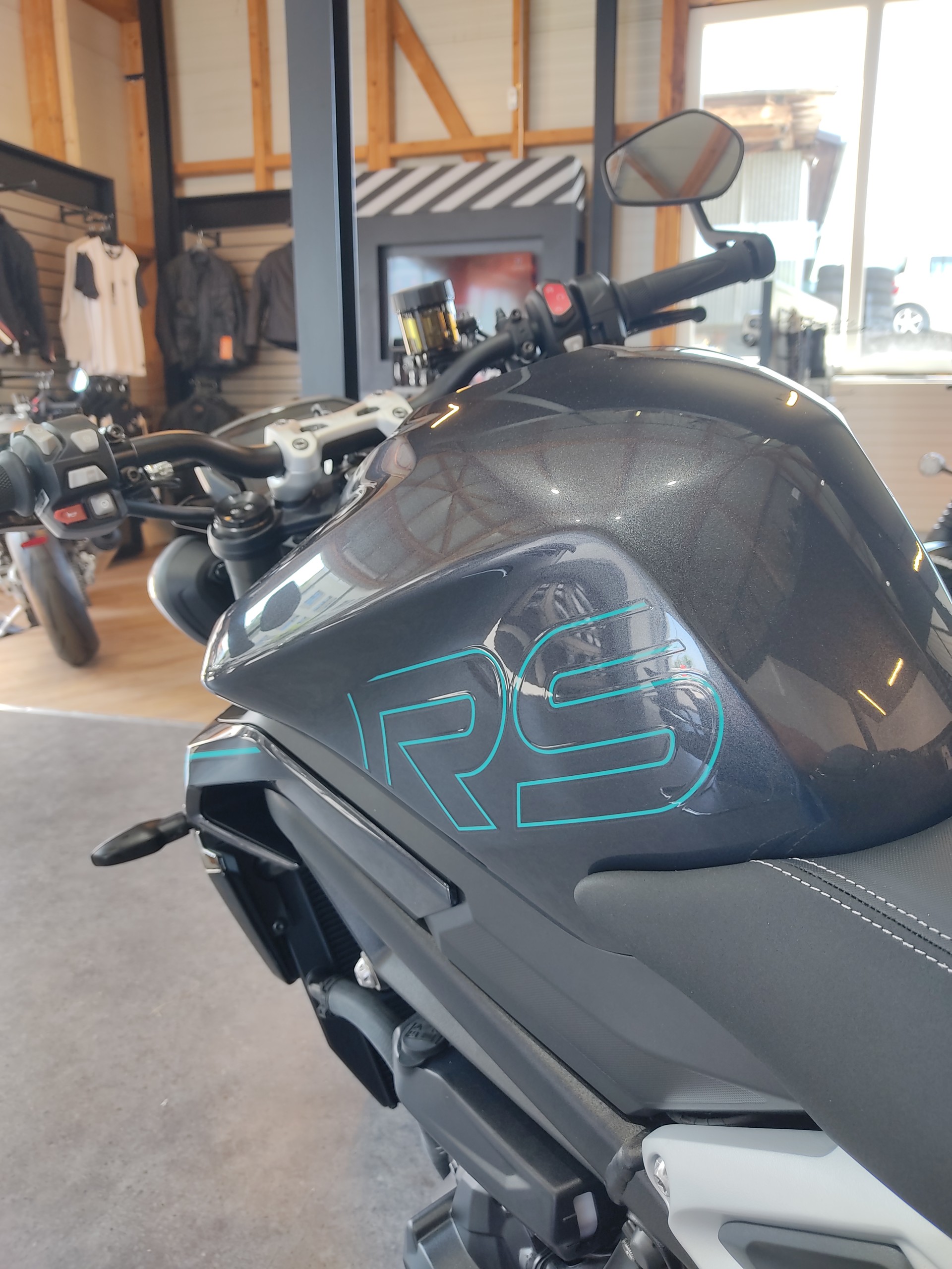 TRIUMPH Street Triple 765 RS-image-6