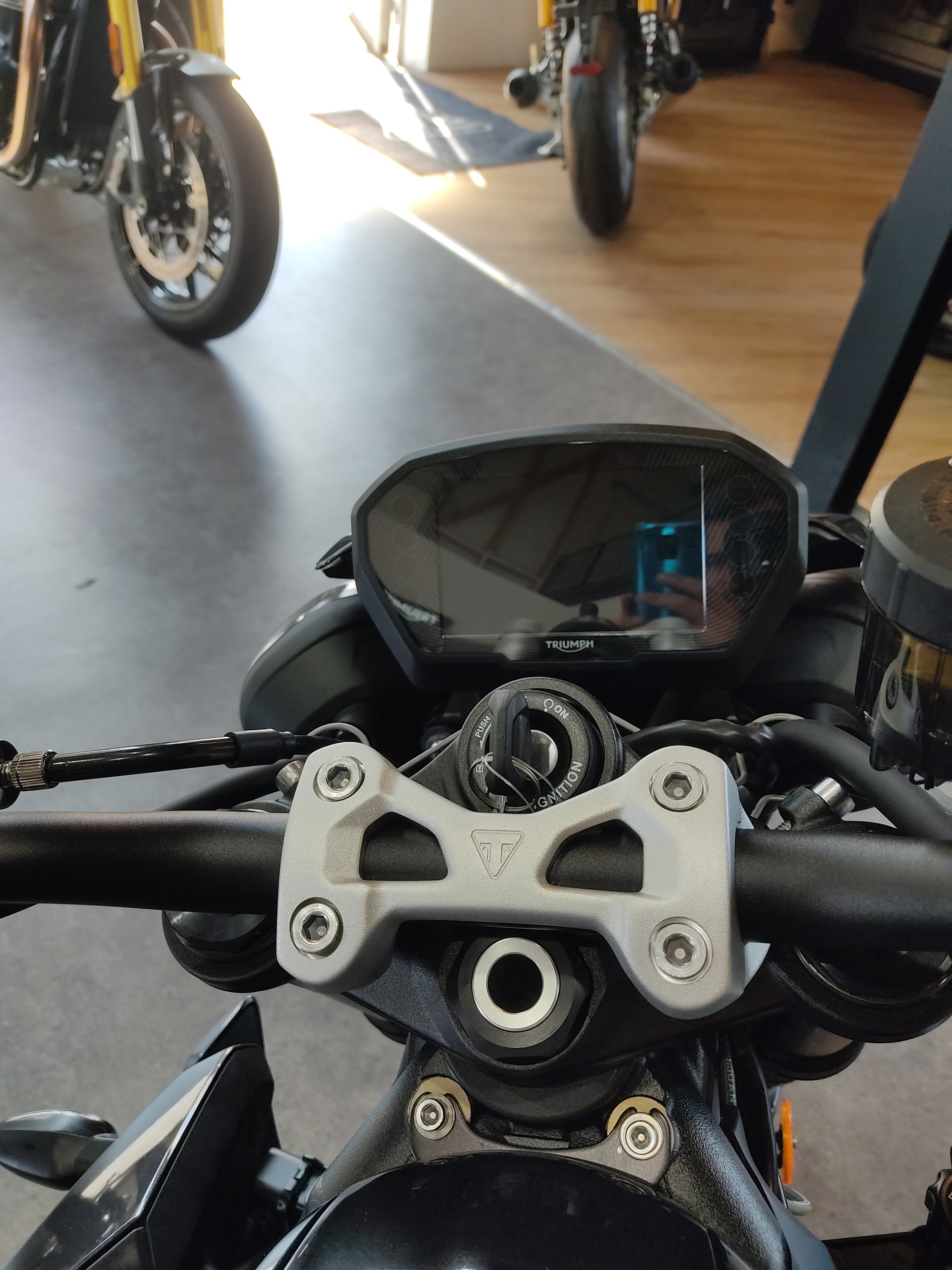 TRIUMPH Street Triple 765 RS-image-9