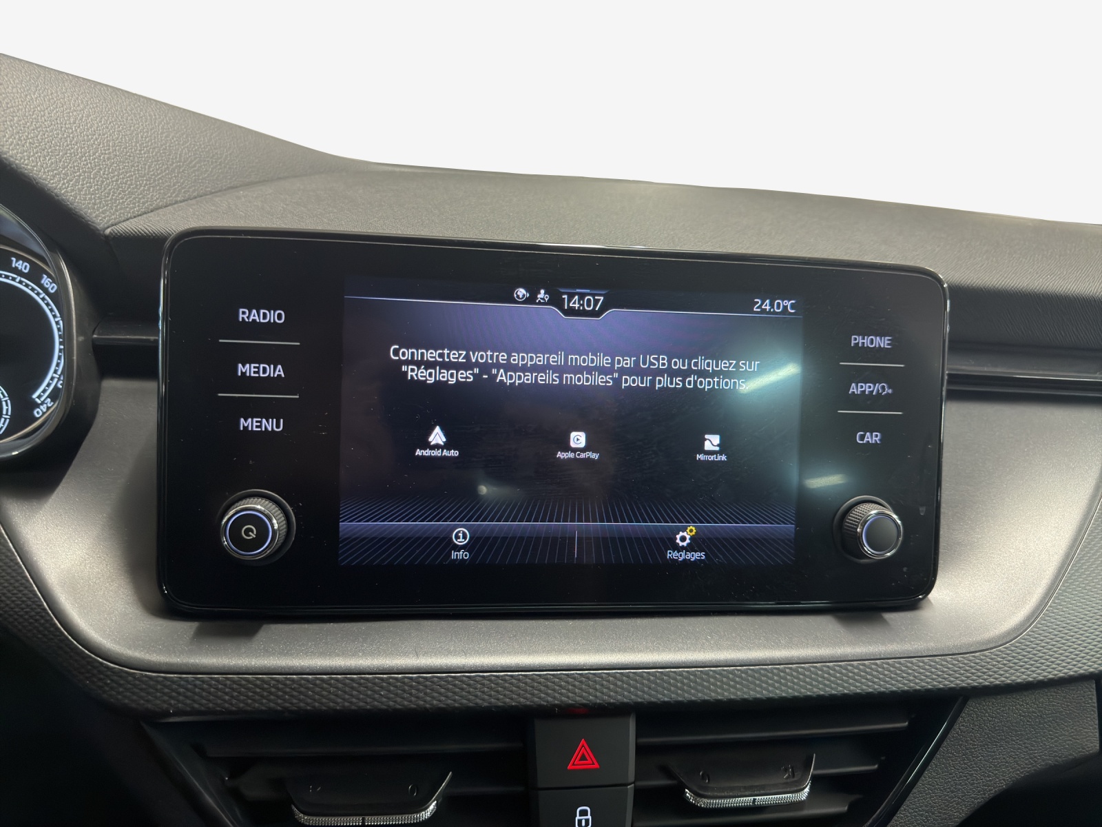 SKODA Kamiq 1.0 TSI Ambition DSG-image-13