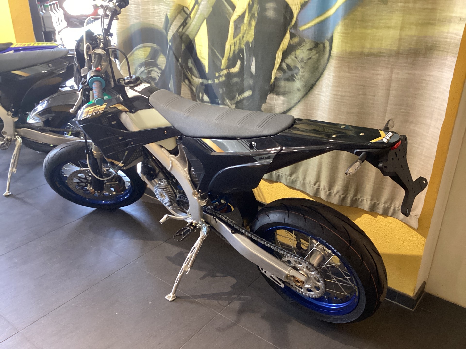 TM MOTO SMR FI ES 125-image-2