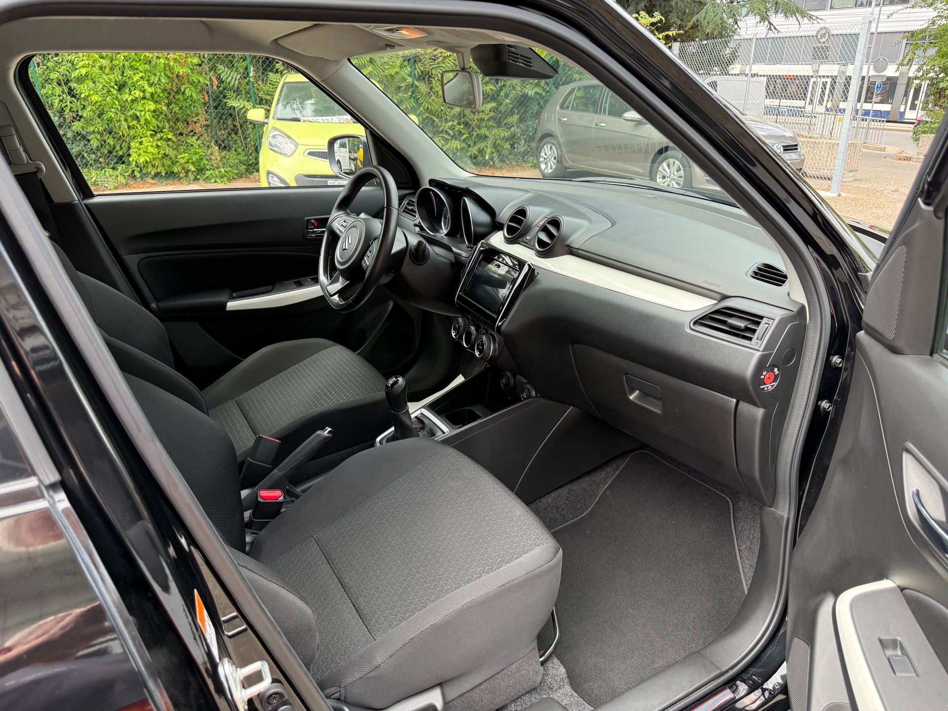 SUZUKI Swift 1.2i Piz Sulai Top Hybrid Allgrip 4x4 ( Visite du jour-Garantie-Service à jour )-image-10