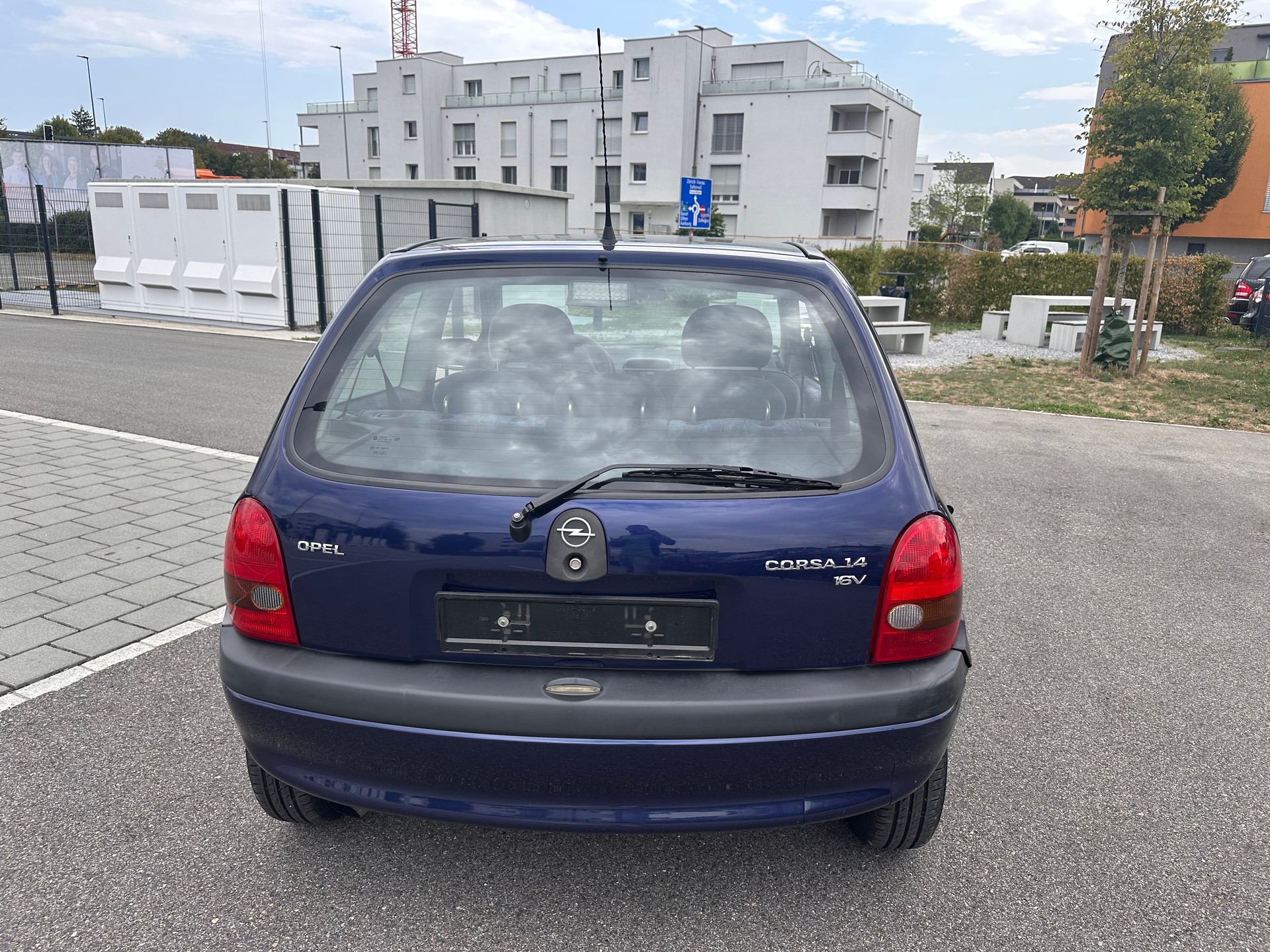 OPEL Corsa 1.4 16V CDX-image-4