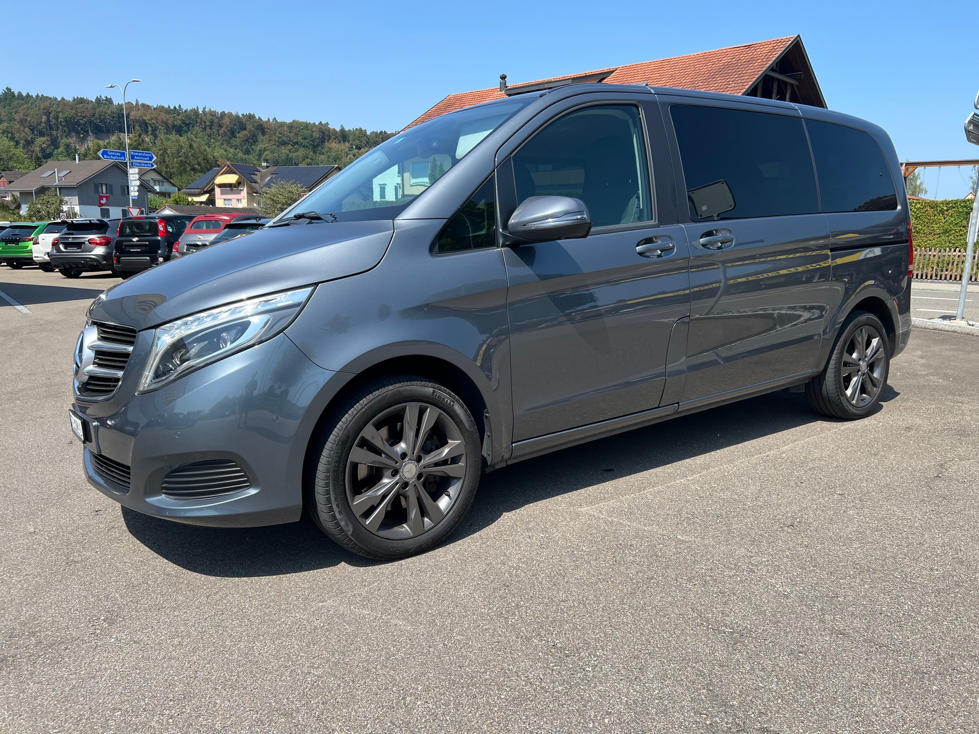MERCEDES-BENZ V 220 d kompakt 4Matic 7G-Tronic-image-0