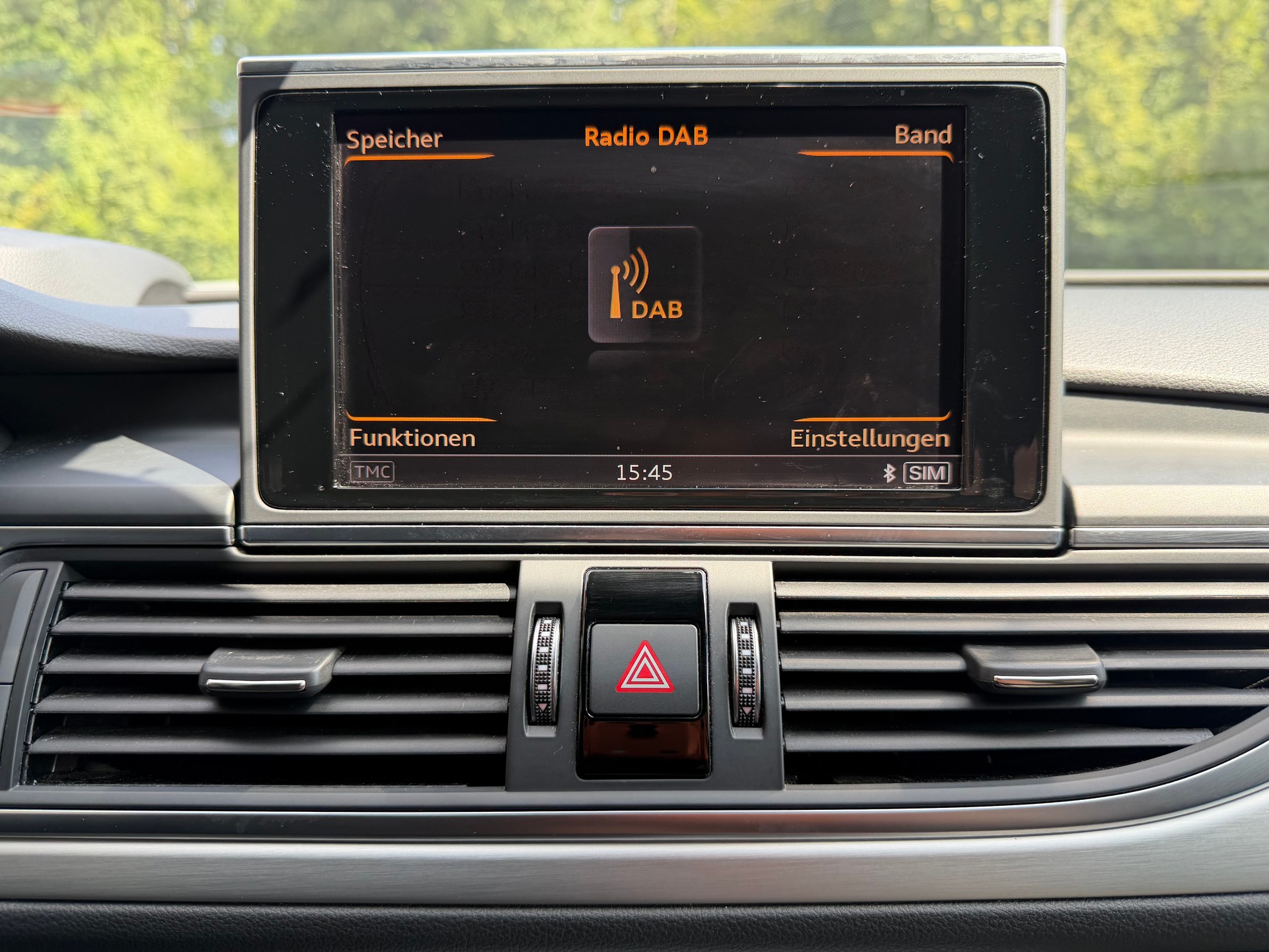 AUDI A6 Avant 3.0 TDI V6 quattro S-tronic-image-12