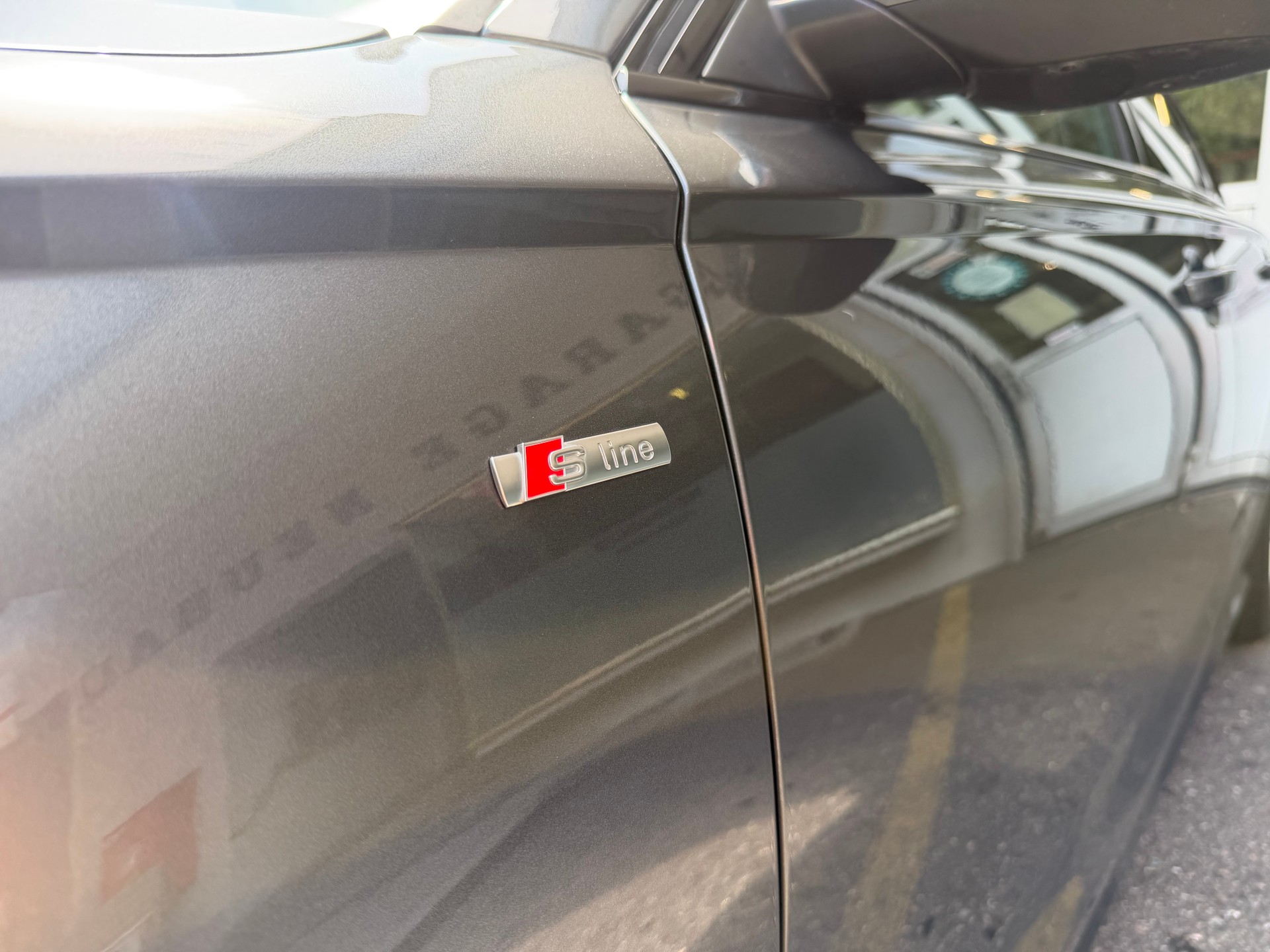 AUDI A6 Avant 3.0 TDI V6 quattro S-tronic-image-3