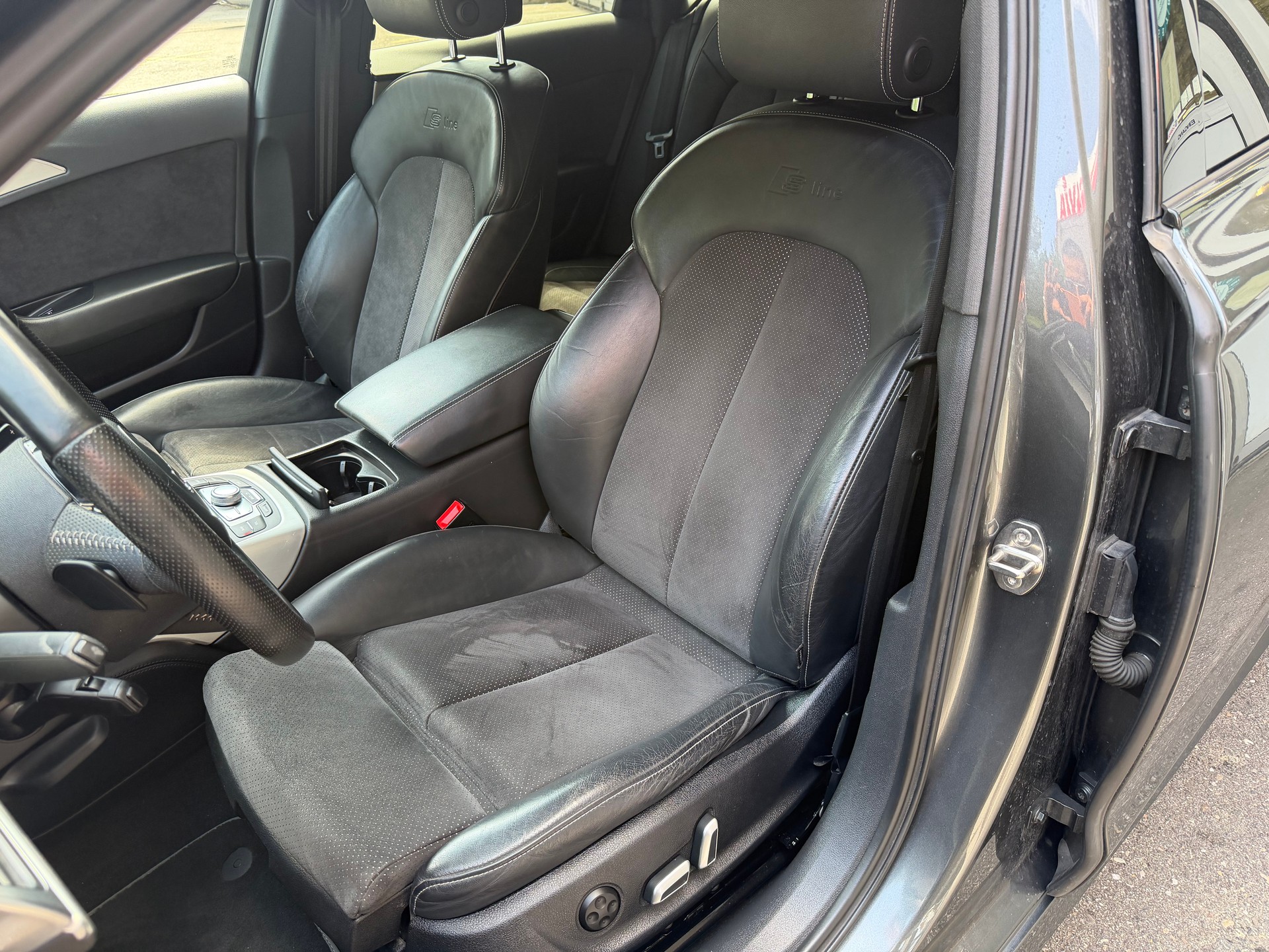 AUDI A6 Avant 3.0 TDI V6 quattro S-tronic-image-8