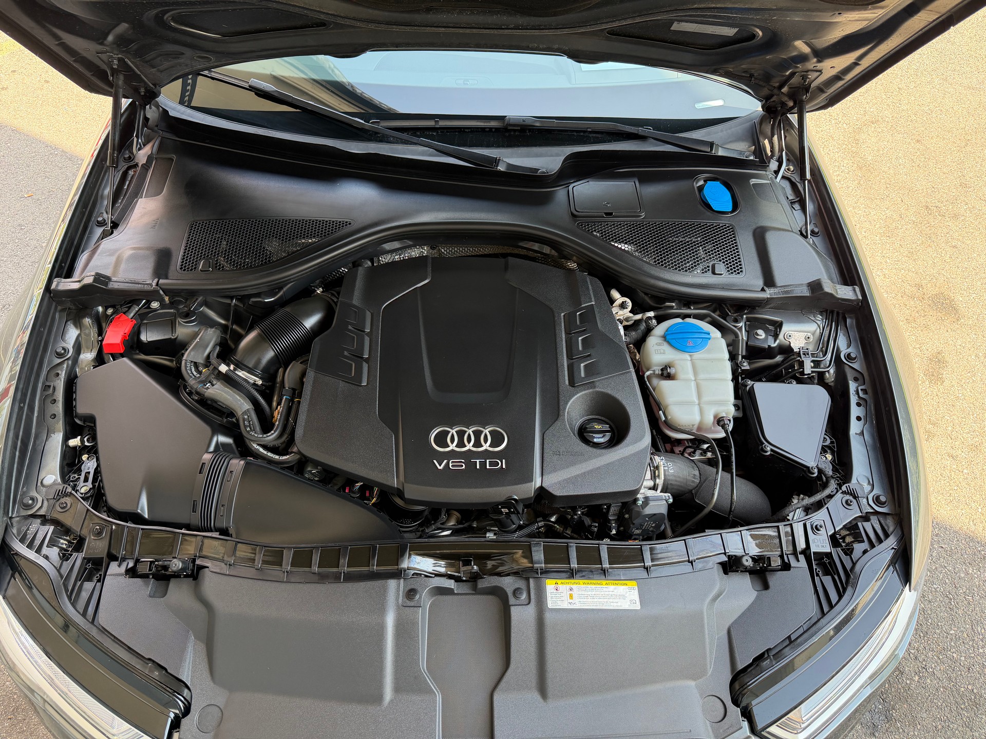 AUDI A6 Avant 3.0 TDI V6 quattro S-tronic-image-28