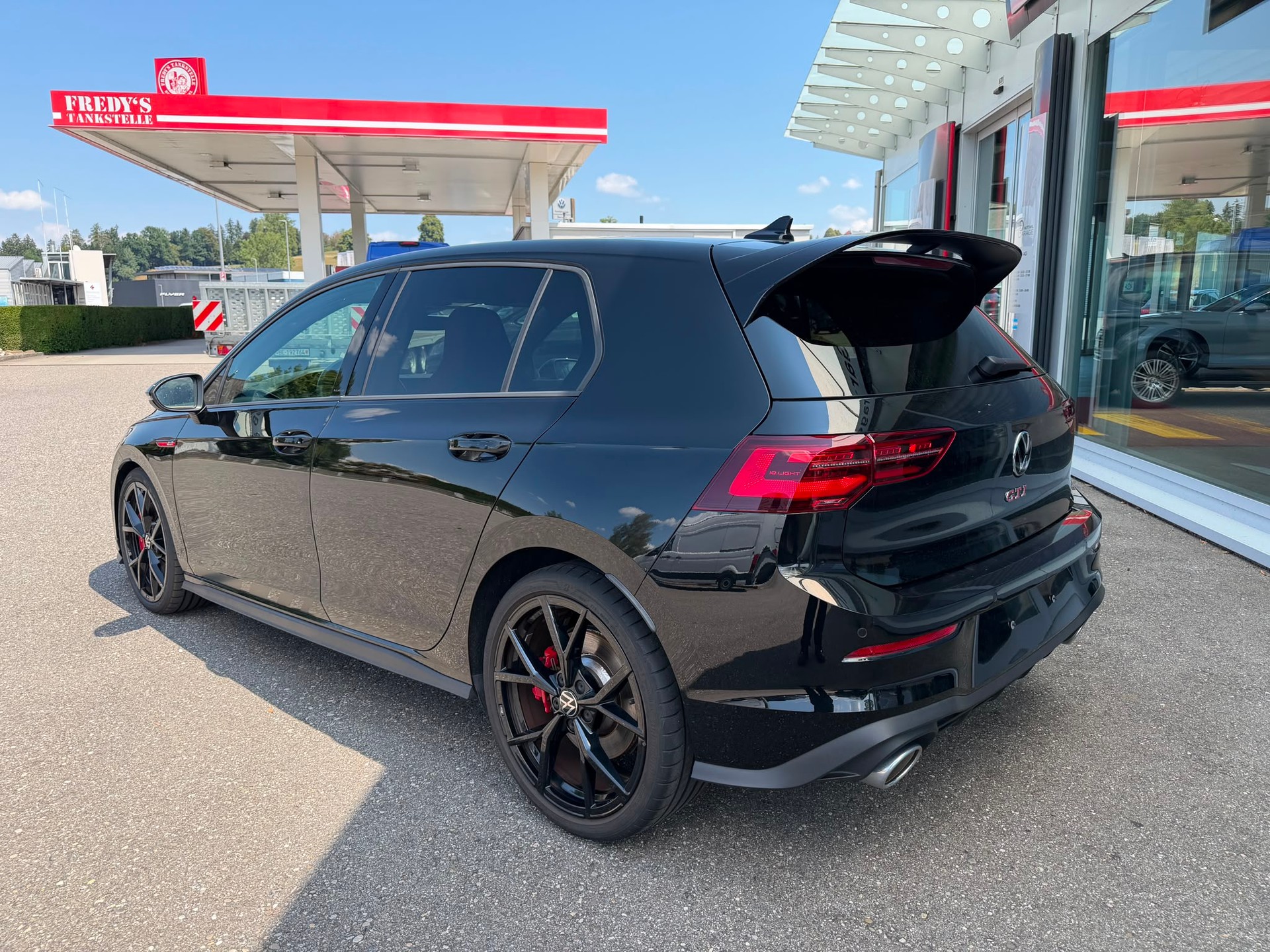 VW Golf 2.0 TSI GTI Clubsport DSG-image-2