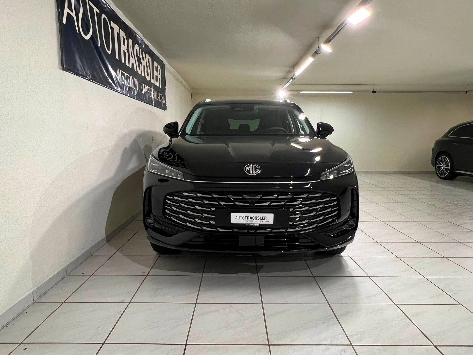 MG HS 1.5 HEV Luxury-image-2