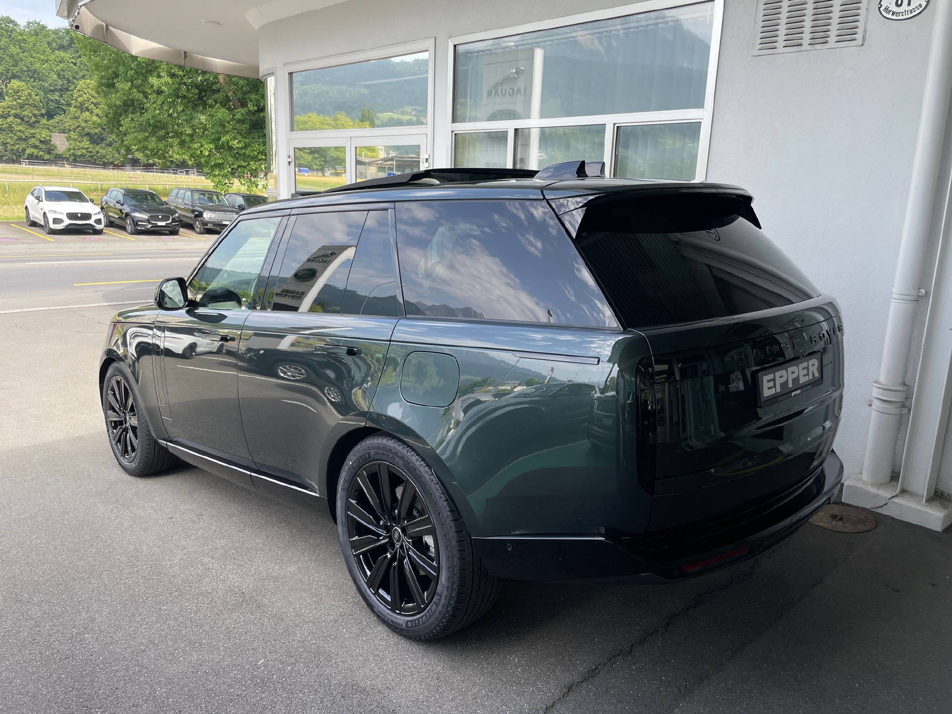 LAND ROVER Range Rover 3.0 I6 P460e HSE-image-29