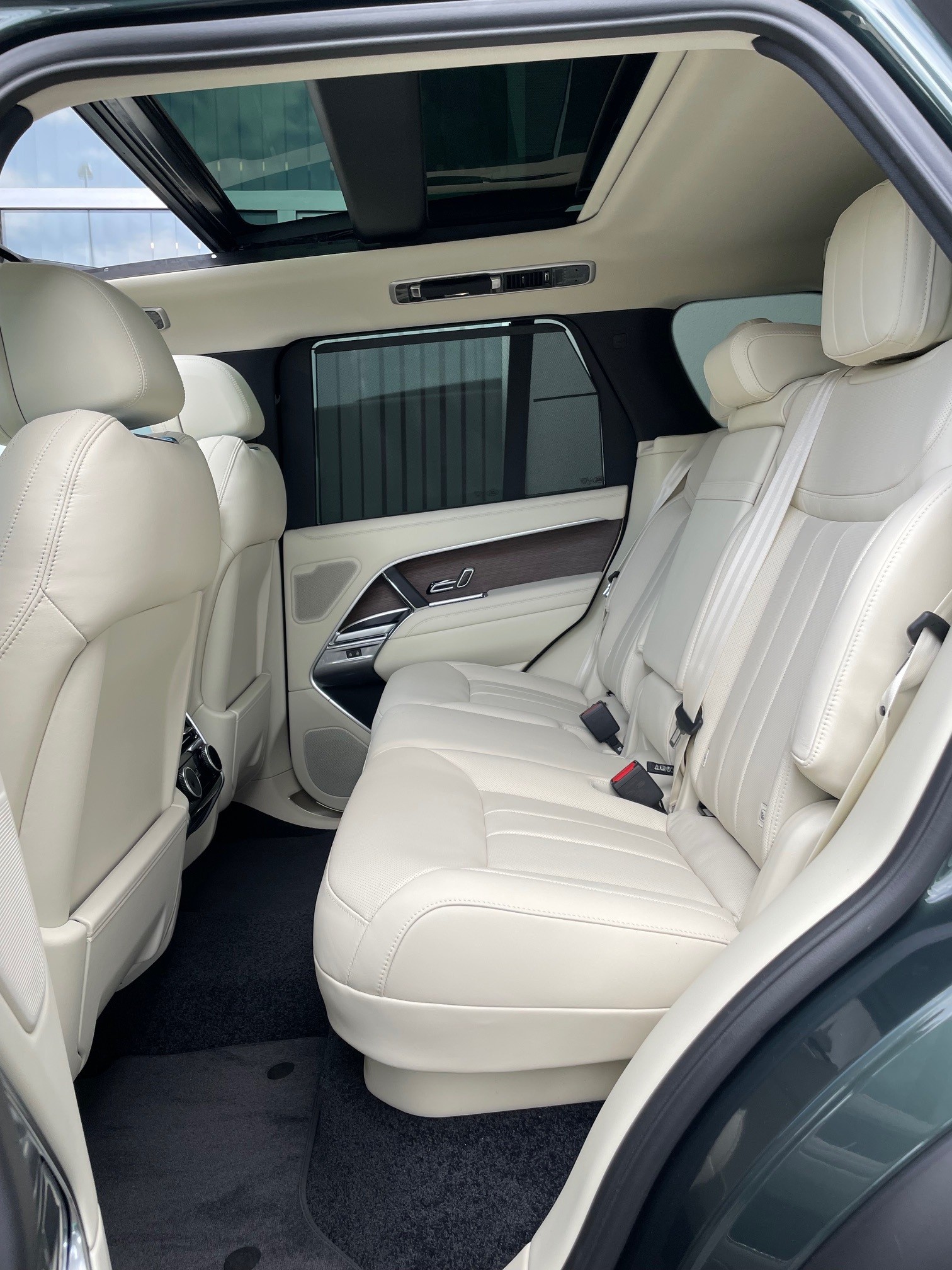 LAND ROVER Range Rover 3.0 I6 P460e HSE-image-23