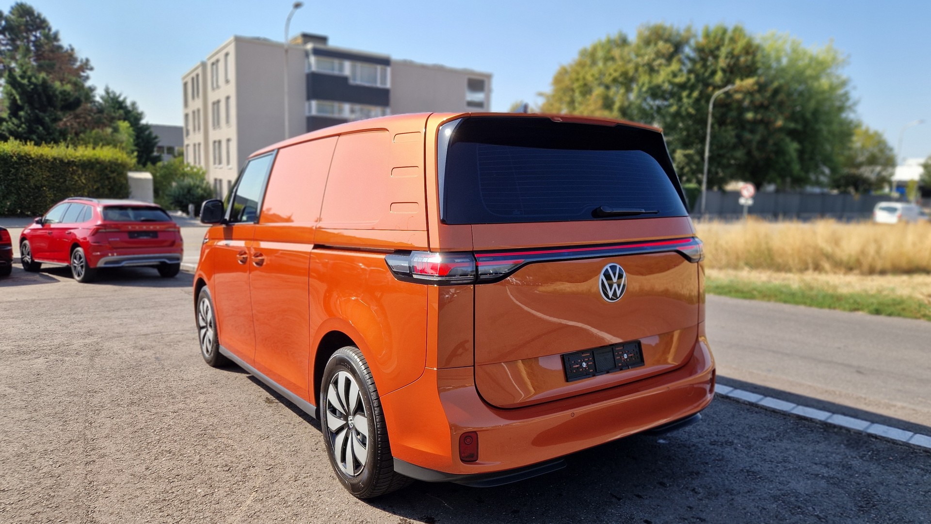 VW ID. Buzz Cargo-image-3