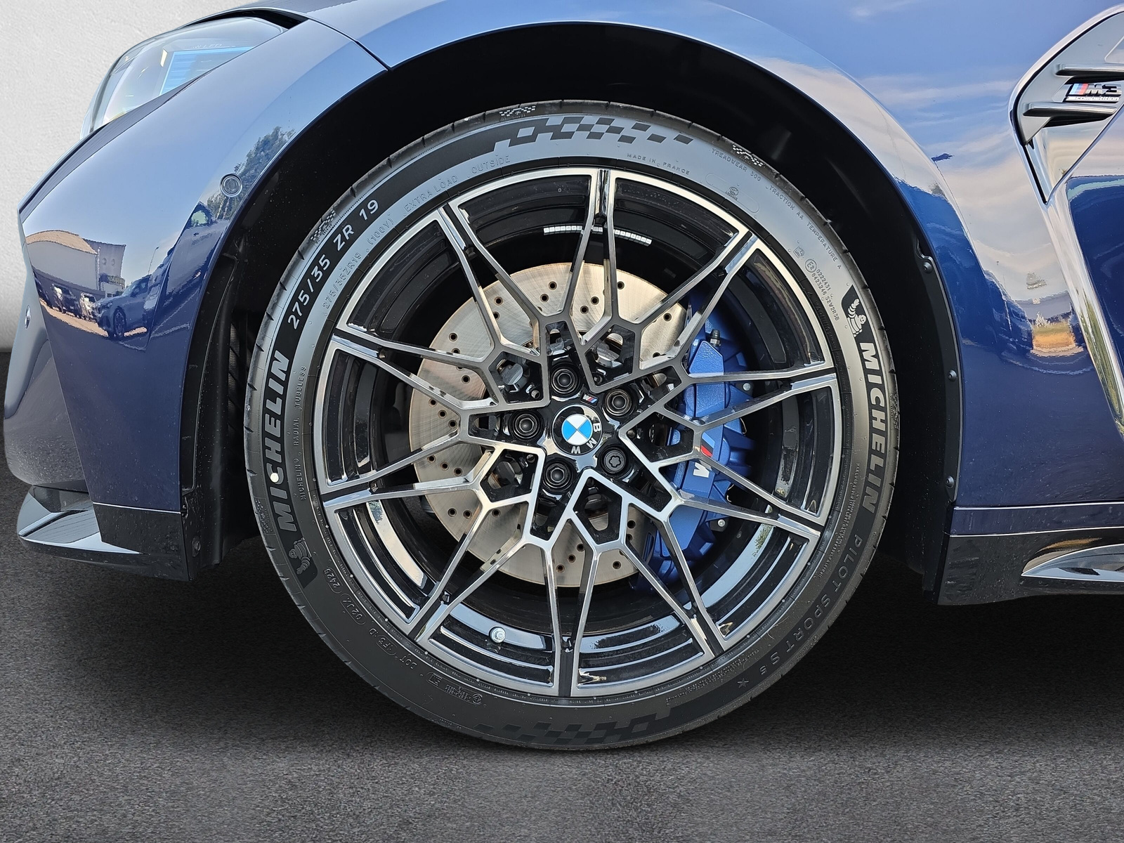 BMW M3 Touring xDrive Competition M-image-9