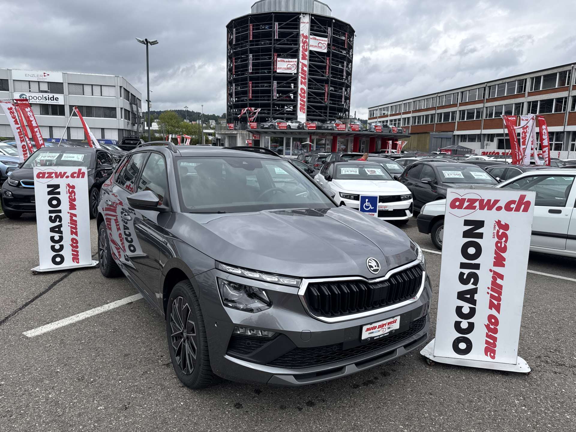 SKODA Kamiq 1.5 TSi Selection DSG-Automat-image-0